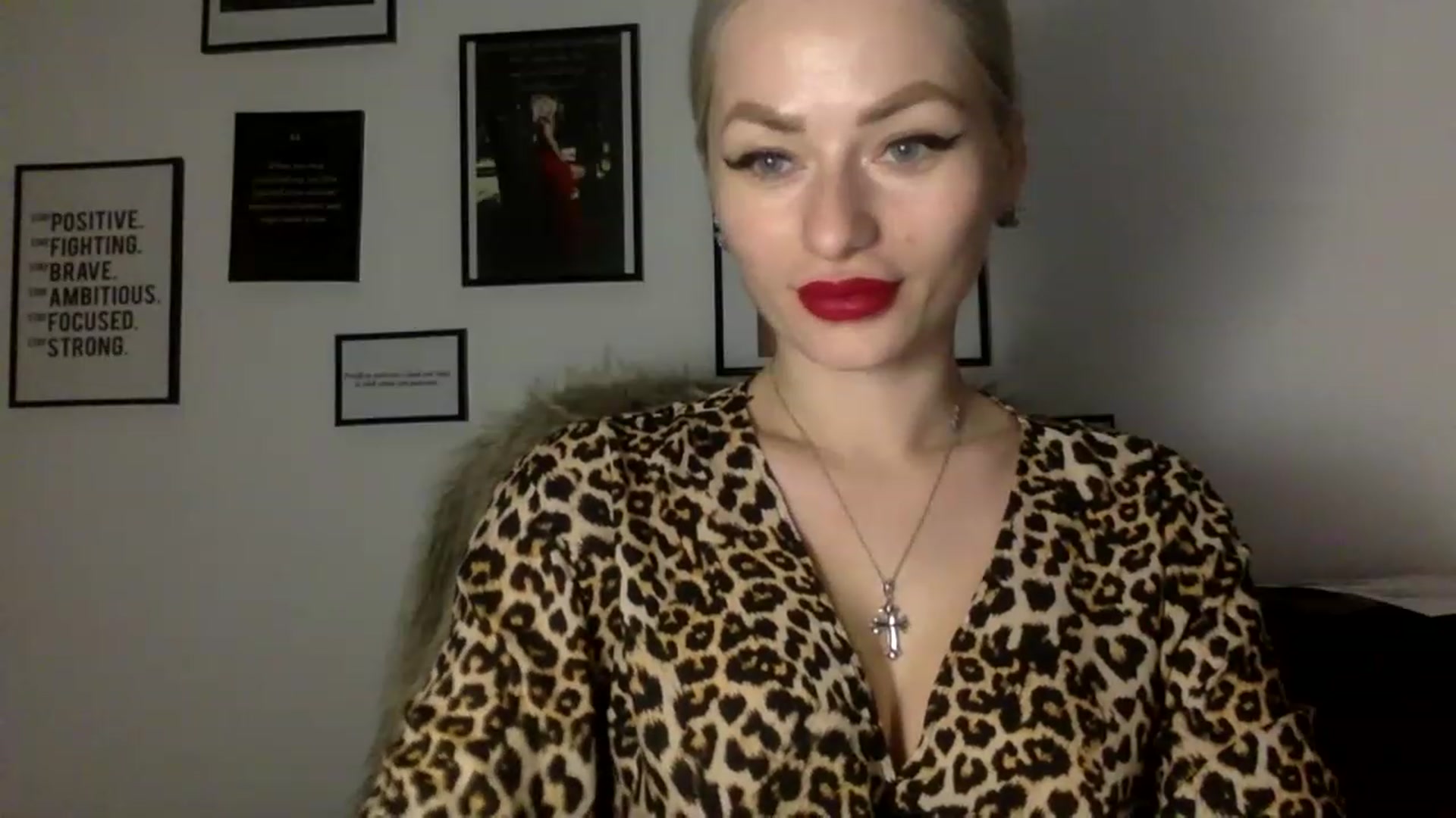 Gallery image thumbnail from MissSarahDom's myfreecams stream on, 01/10/2023, 15:55 image 3 of 20