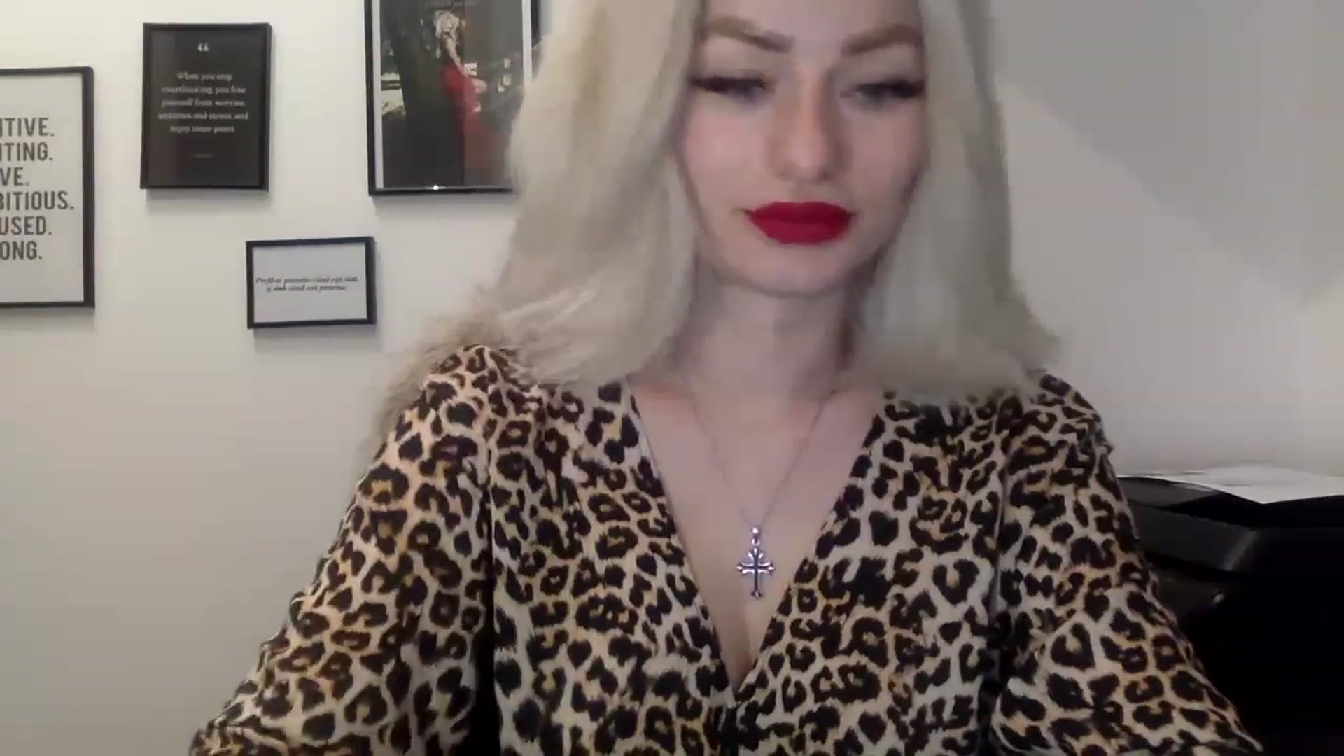 Gallery image thumbnail from MissSarahDom's myfreecams stream on, 01/10/2023, 15:55 image 8 of 20