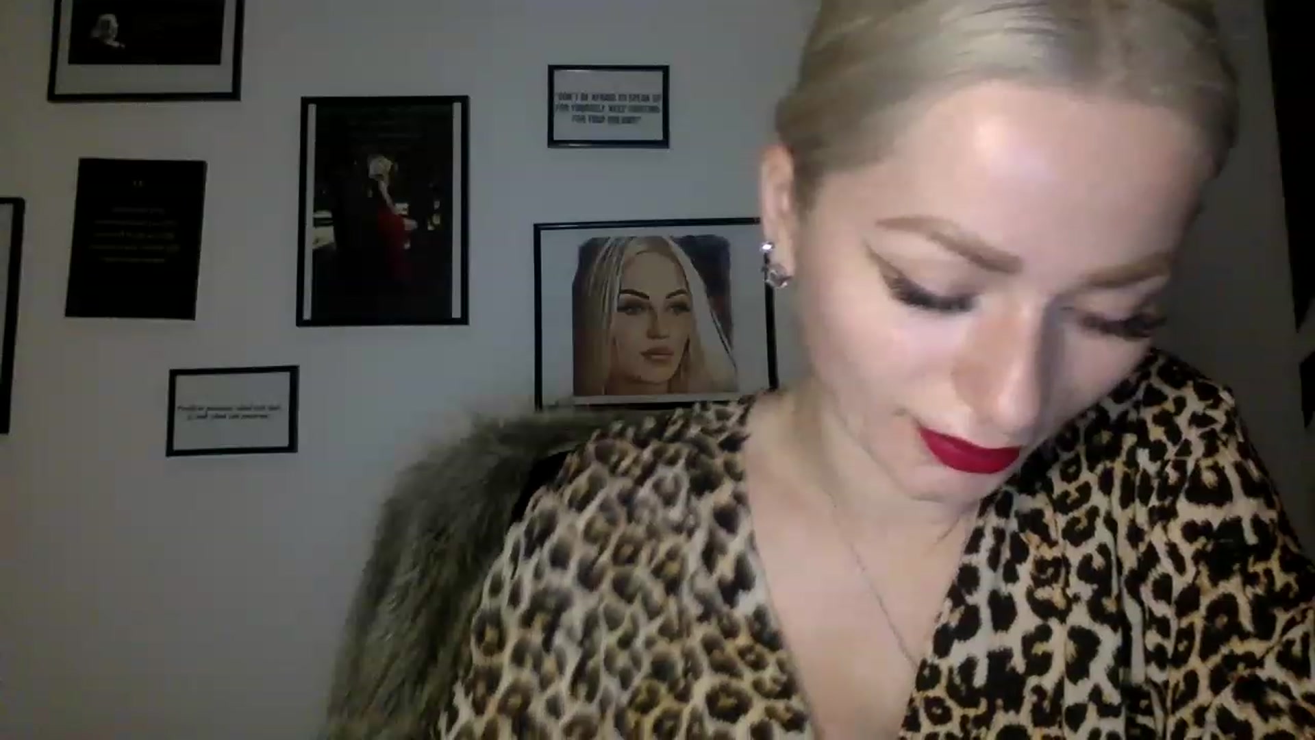 Gallery image thumbnail from MissSarahDom's myfreecams stream on, 01/10/2023, 17:19 image 11 of 20