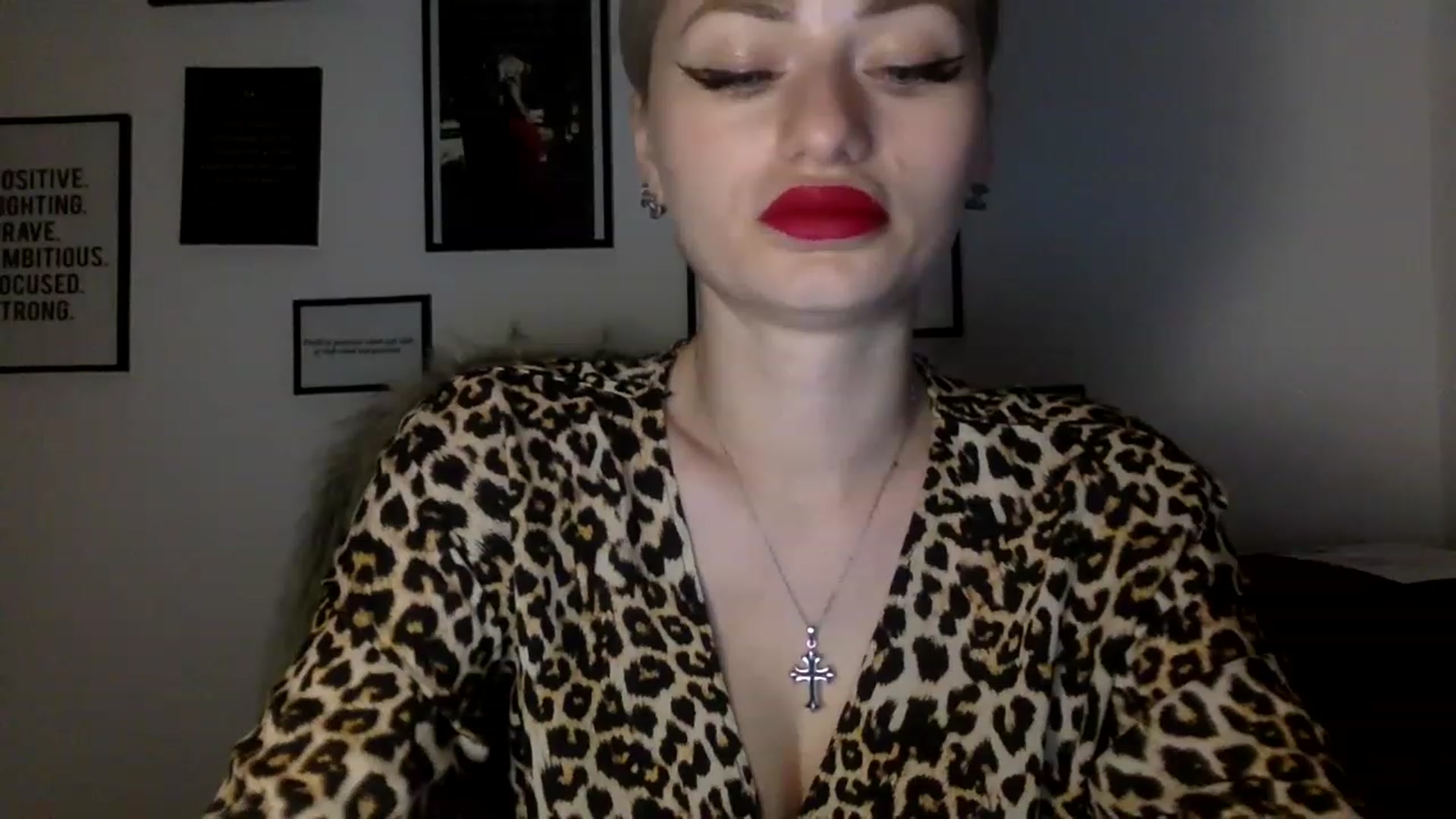 Gallery image thumbnail from MissSarahDom's myfreecams stream on, 01/10/2023, 17:19 image 3 of 20