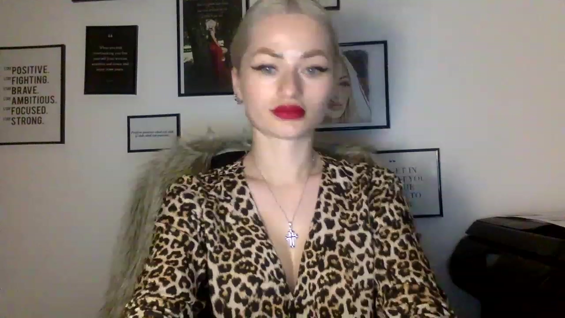 Gallery image thumbnail from MissSarahDom's myfreecams stream on, 01/10/2023, 17:19 image 1 of 20