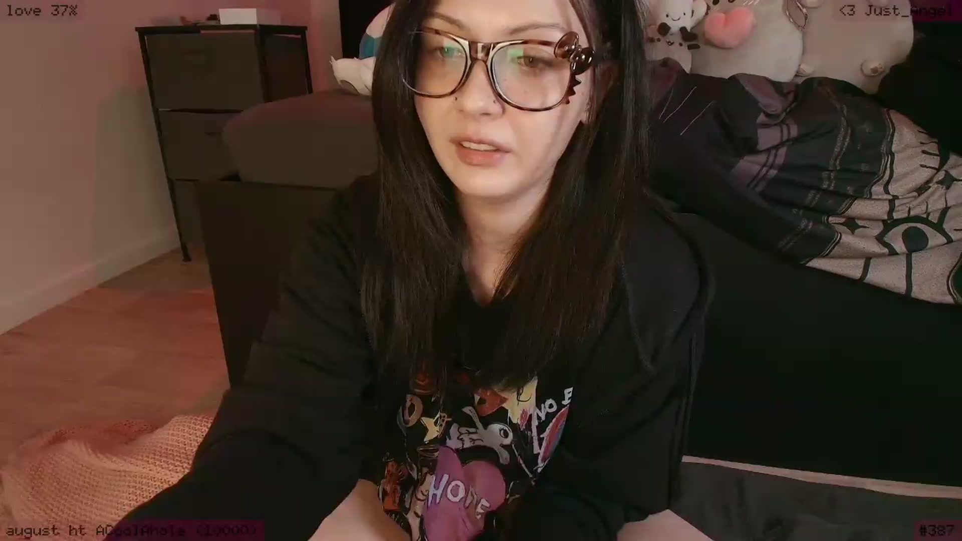 Gallery image thumbnail from MissSelfDestruct's myfreecams stream on, 08/10/2026, 04:33 image 14 of 20