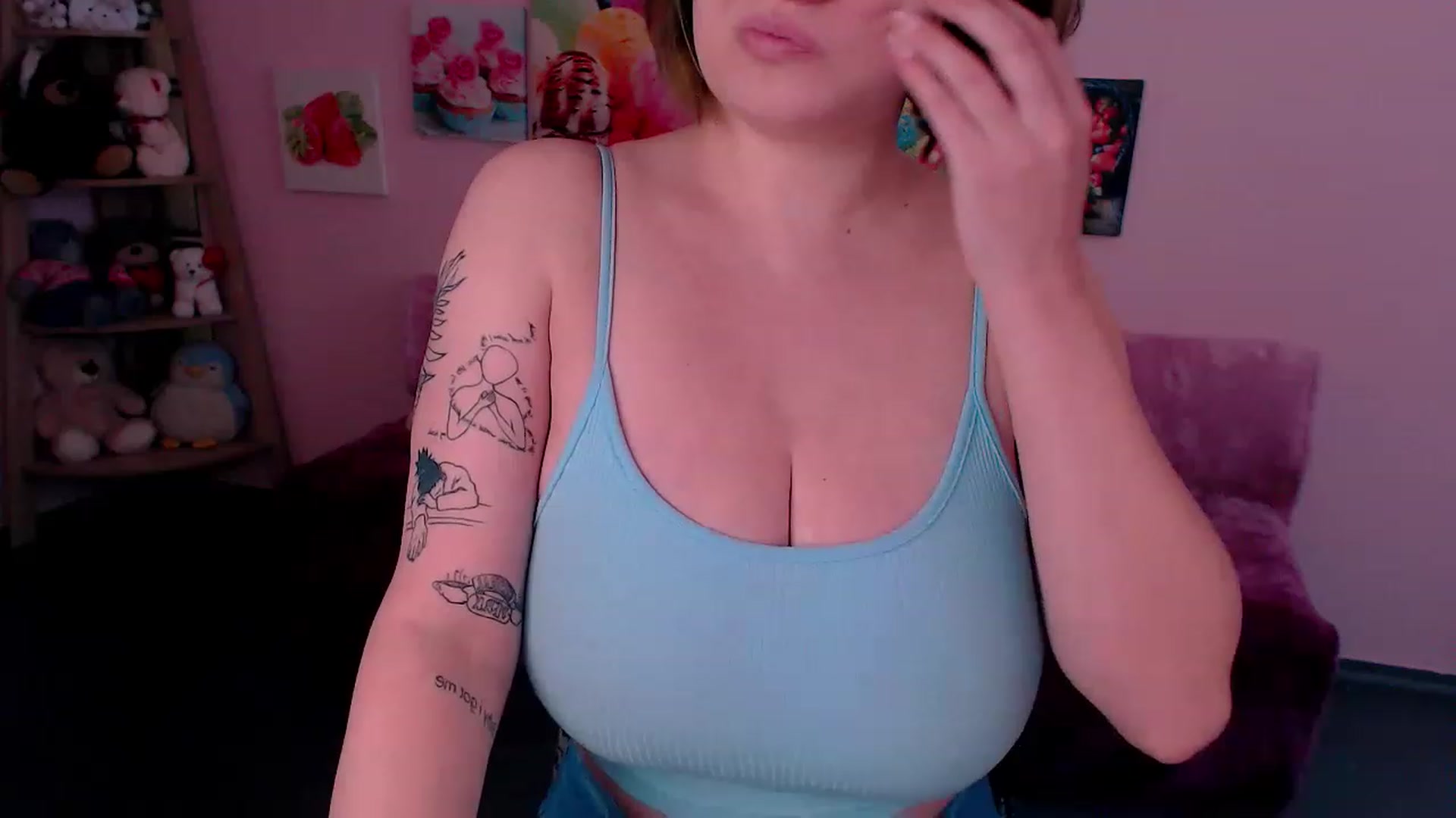 Gallery image thumbnail from MissSeul's myfreecams stream on, 03/26/2023, 13:14 image 3 of 20