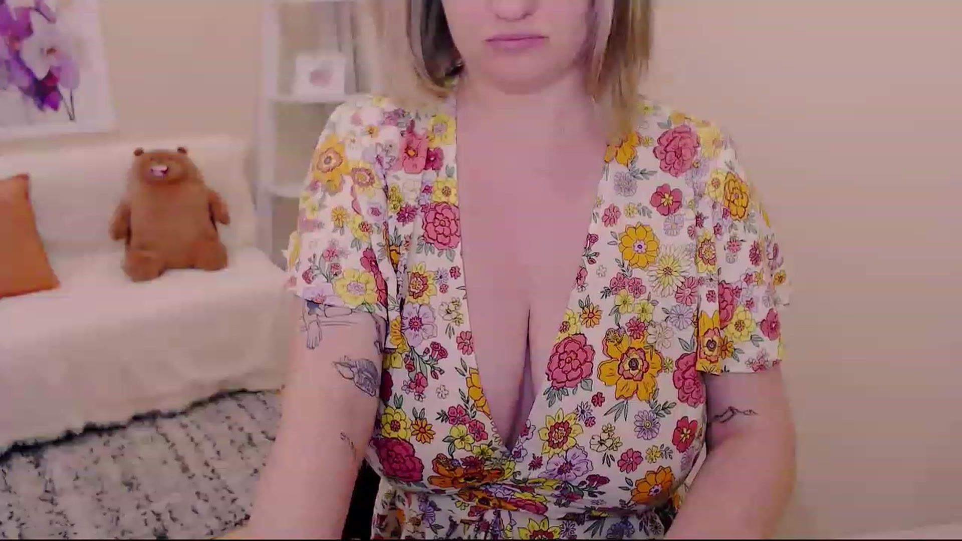 Gallery image thumbnail from MissSeul's myfreecams stream on, 07/16/2023, 15:19 image 6 of 20