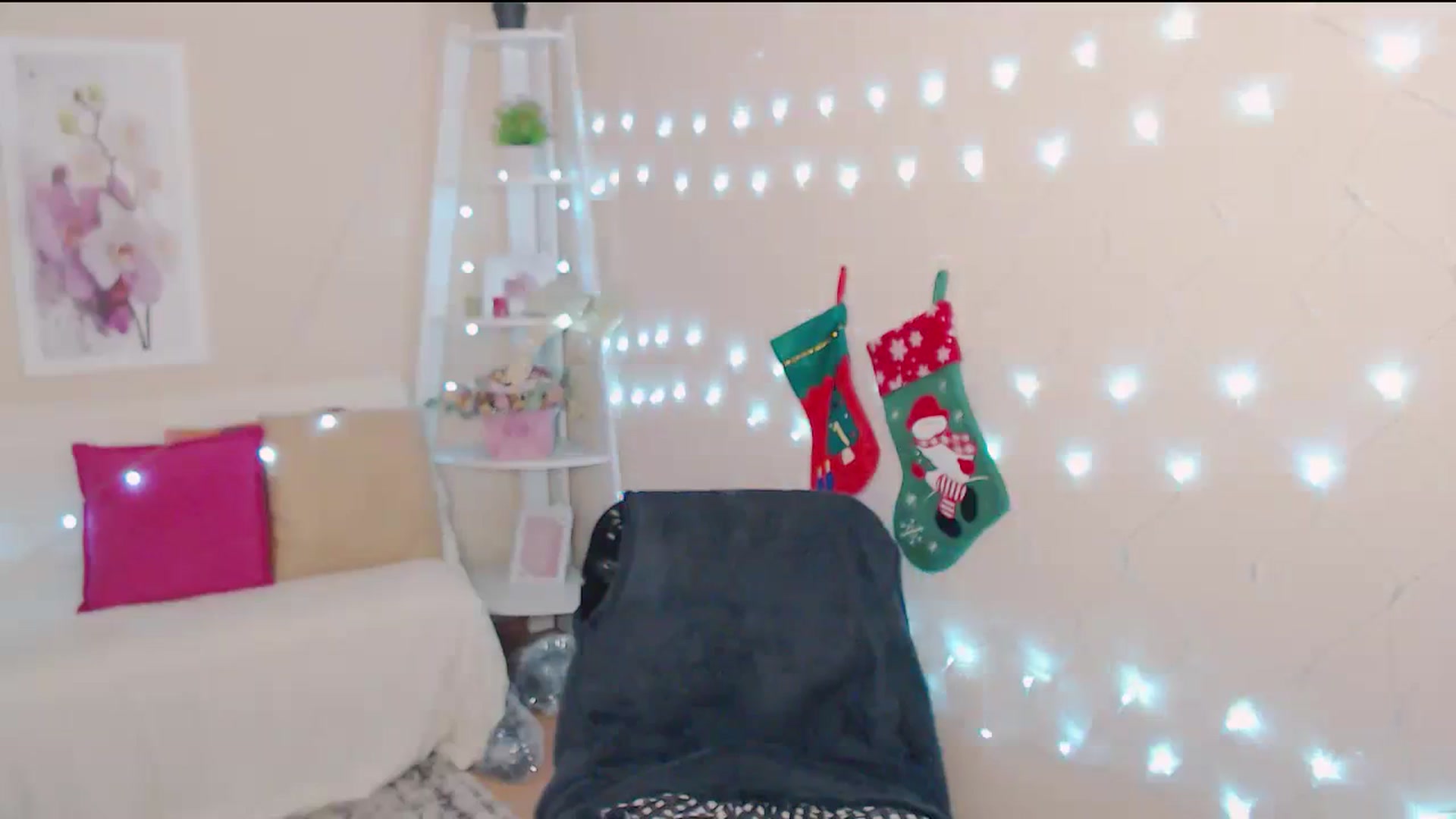 Gallery image thumbnail from MissSeul's myfreecams stream on, 12/31/2023, 12:52 image 13 of 20