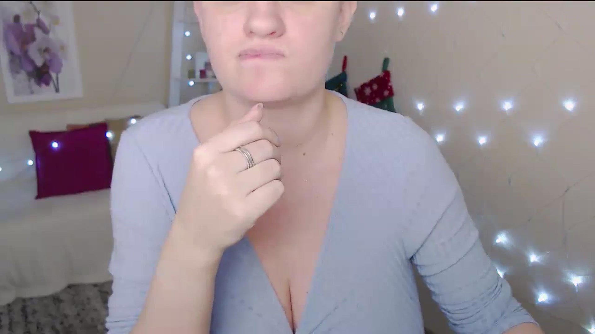 Gallery image thumbnail from MissSeul's myfreecams stream on, 12/31/2023, 12:52 image 10 of 20