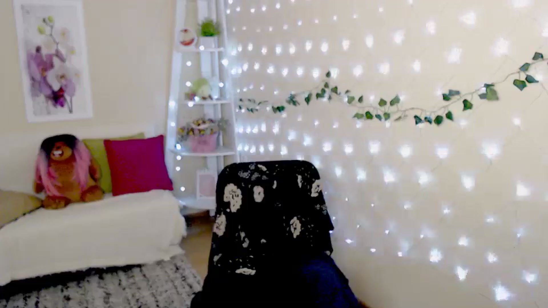 Gallery image thumbnail from MissSeul's myfreecams stream on, 05/14/2024, 13:50 image 2 of 20