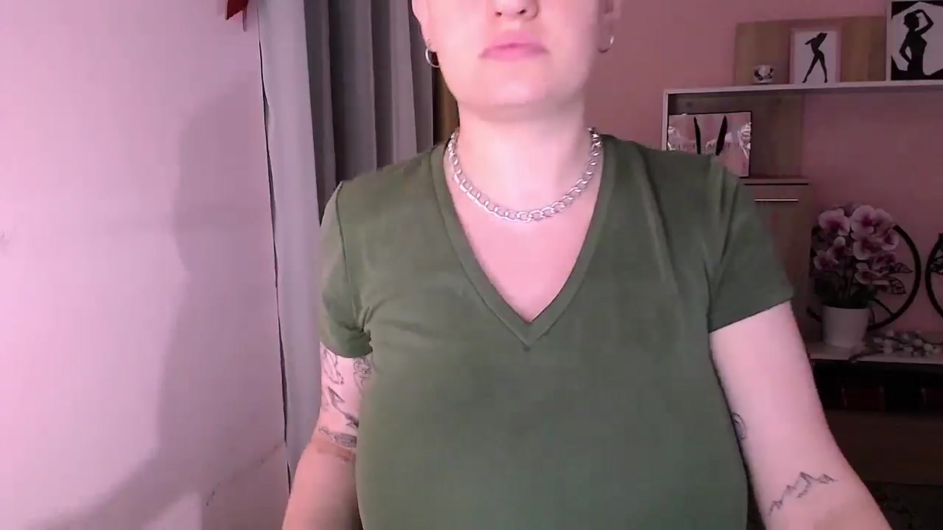 Gallery image thumbnail from MissSeul's myfreecams stream on, 07/30/2024, 17:02 image 18 of 20