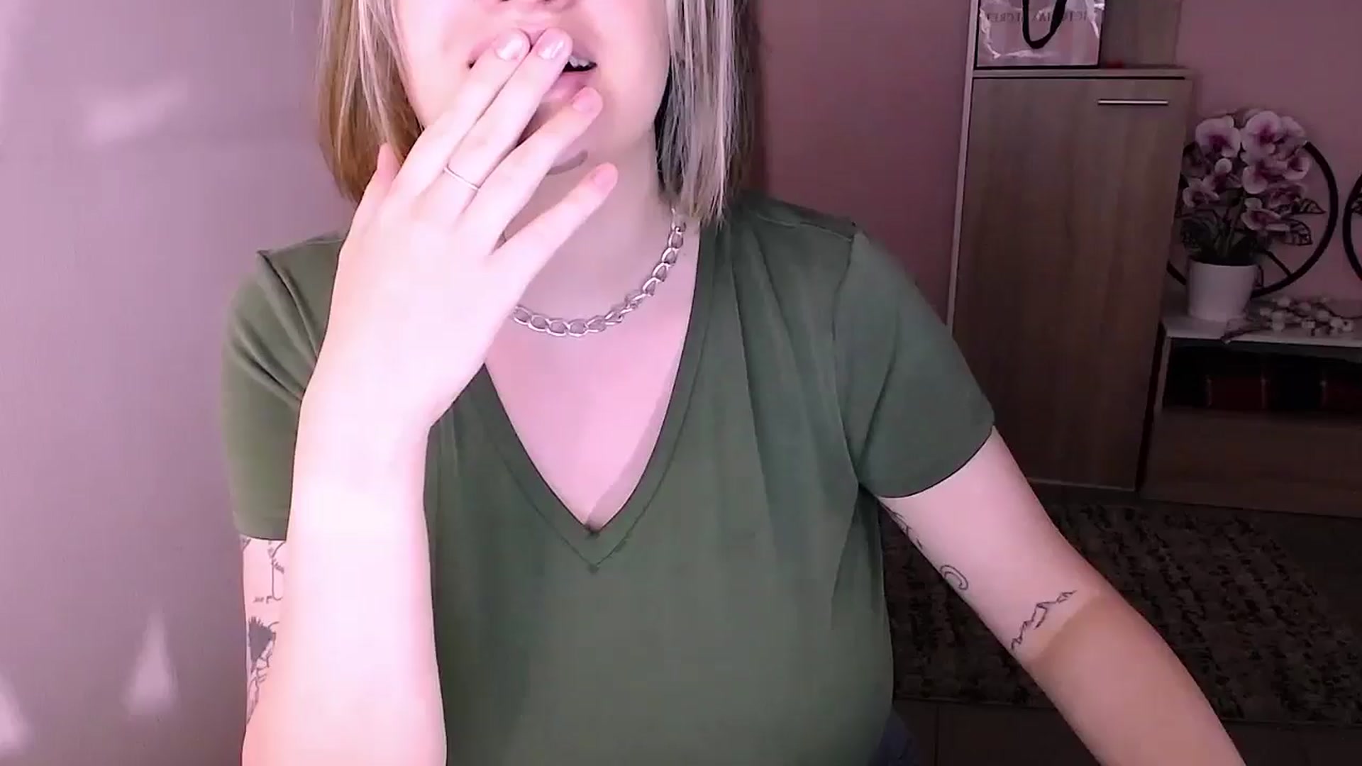 Gallery image thumbnail from MissSeul's myfreecams stream on, 07/30/2024, 17:02 image 1 of 20
