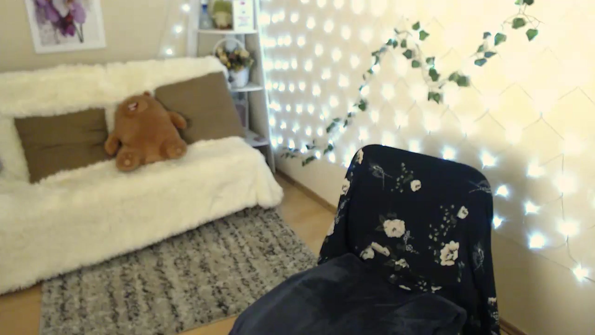 Gallery image thumbnail from MissSeul's myfreecams stream on, 11/27/2024, 15:52 image 17 of 20