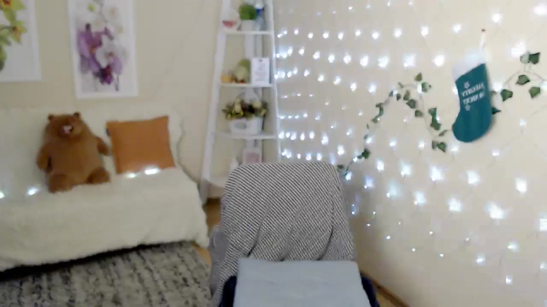 Gallery image thumbnail from MissSeul's myfreecams stream on, 12/31/2024, 10:00 image 10 of 20