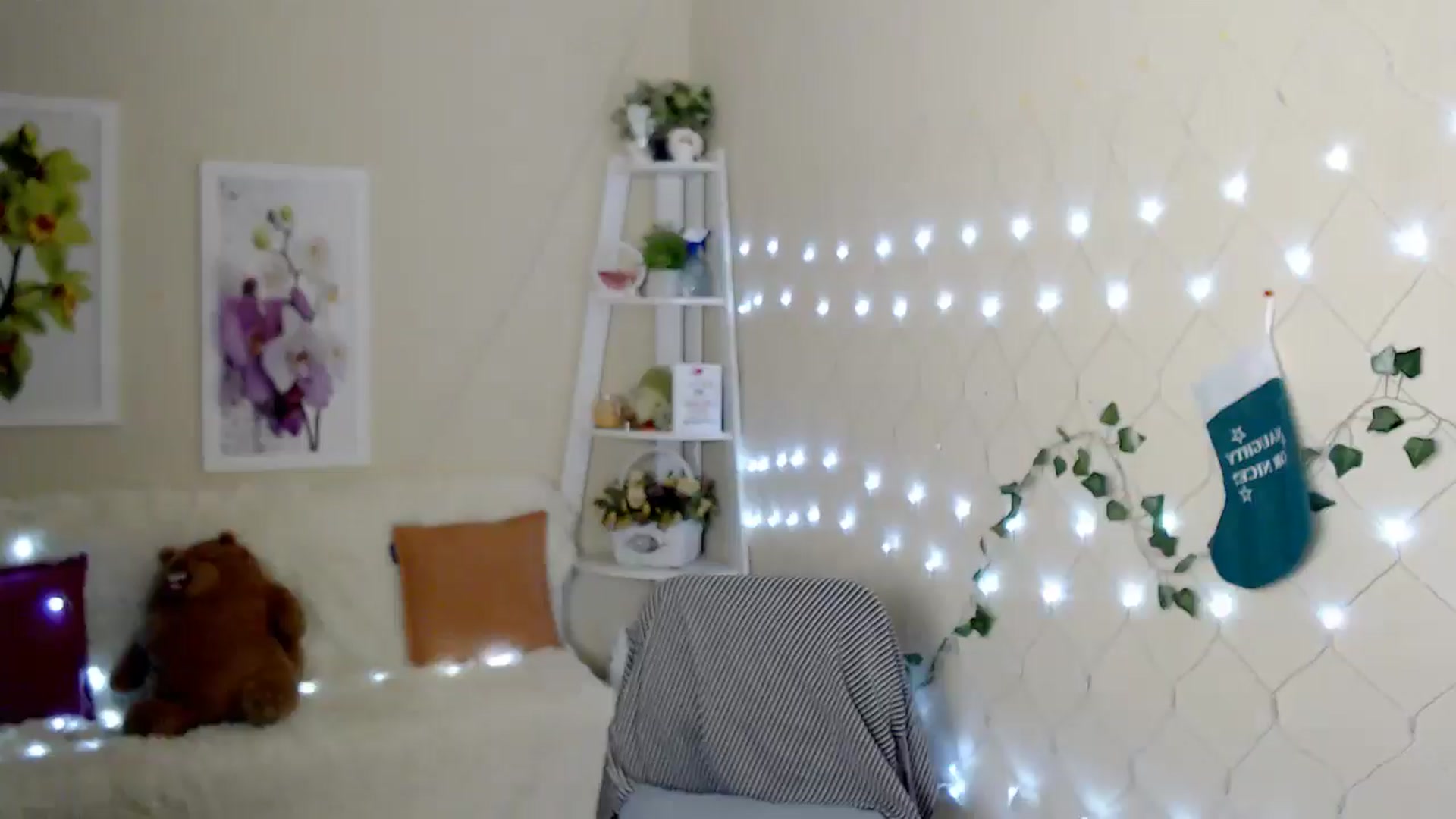Gallery image thumbnail from MissSeul's myfreecams stream on, 01/02/2025, 15:51 image 5 of 20