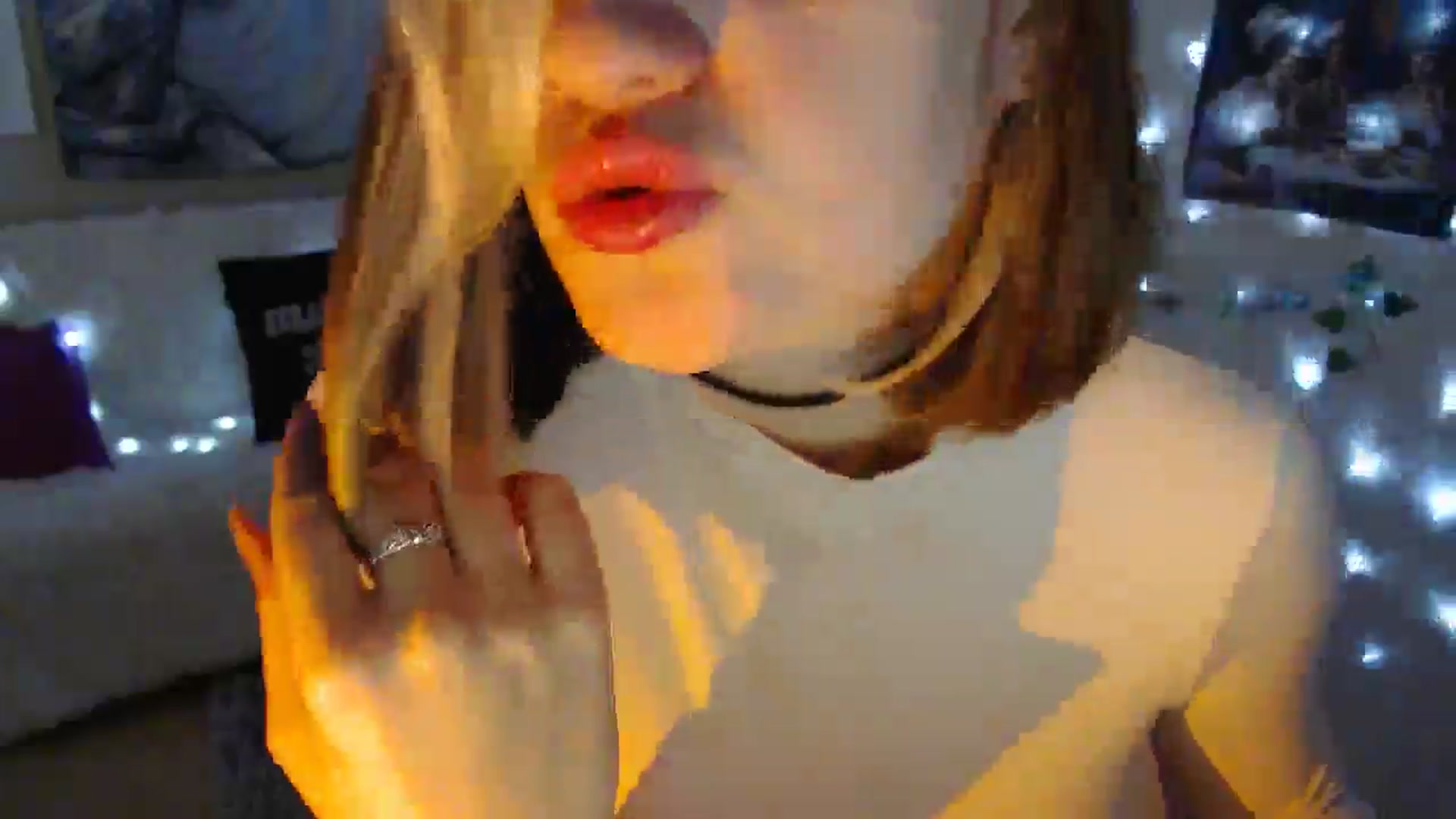 Gallery image thumbnail from MissSeul's myfreecams stream on, 02/01/2025, 13:08 image 3 of 20
