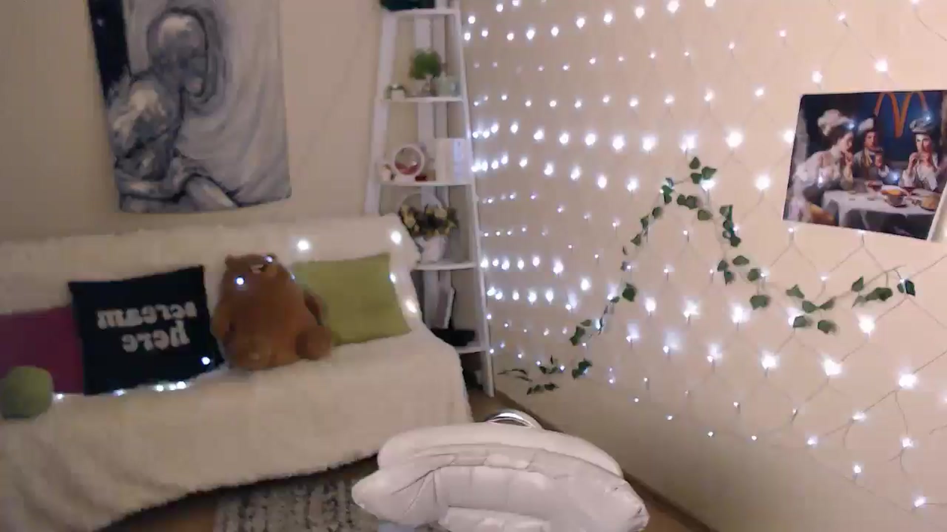 Gallery image thumbnail from MissSeul's myfreecams stream on, 07/19/2025, 17:57 image 18 of 20
