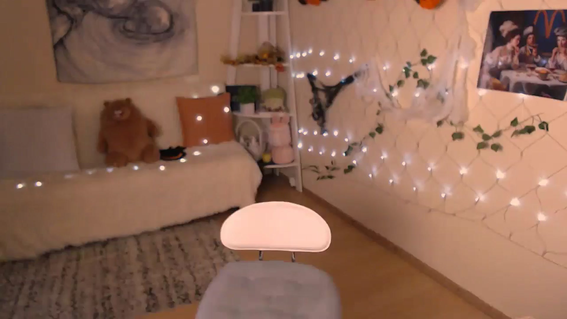 Gallery image thumbnail from MissSeul's myfreecams stream on, 10/19/2025, 13:44 image 12 of 20