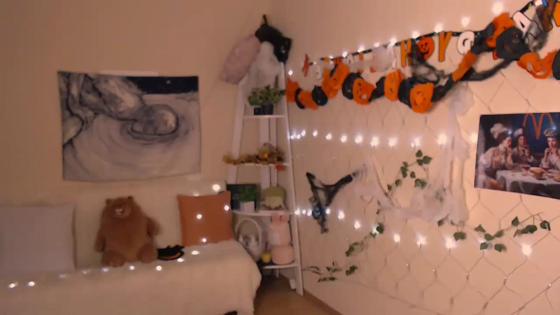 Gallery image thumbnail from MissSeul's myfreecams stream on, 10/19/2025, 13:44 image 18 of 20