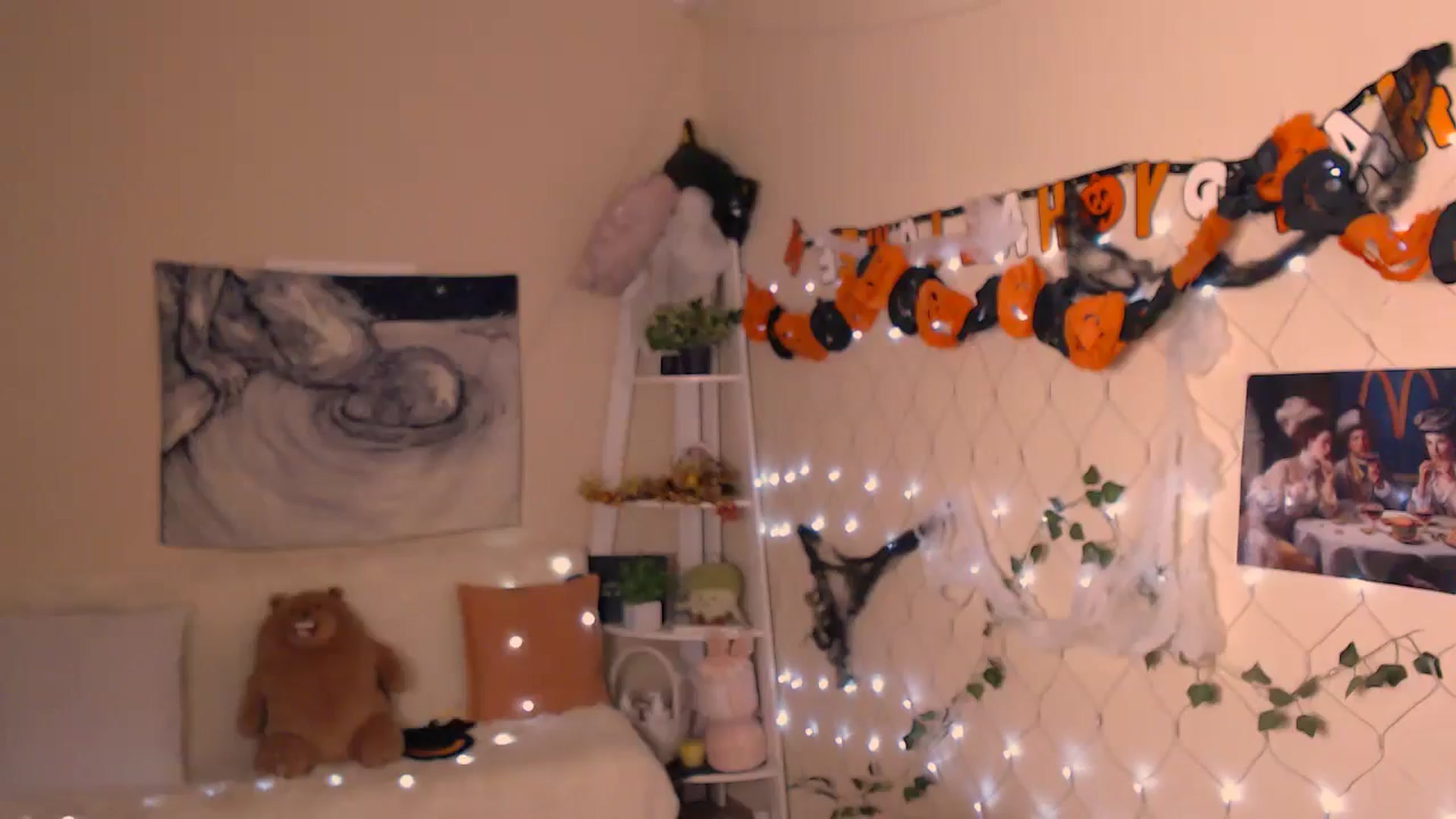 Gallery image thumbnail from MissSeul's myfreecams stream on, 10/19/2025, 15:12 image 5 of 20