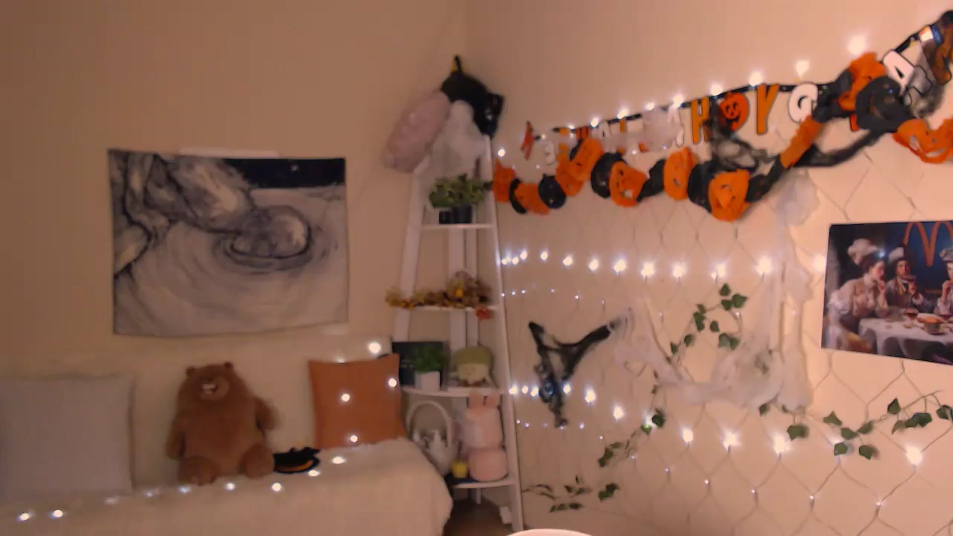 Gallery image thumbnail from MissSeul's myfreecams stream on, 10/19/2025, 16:57 image 14 of 20