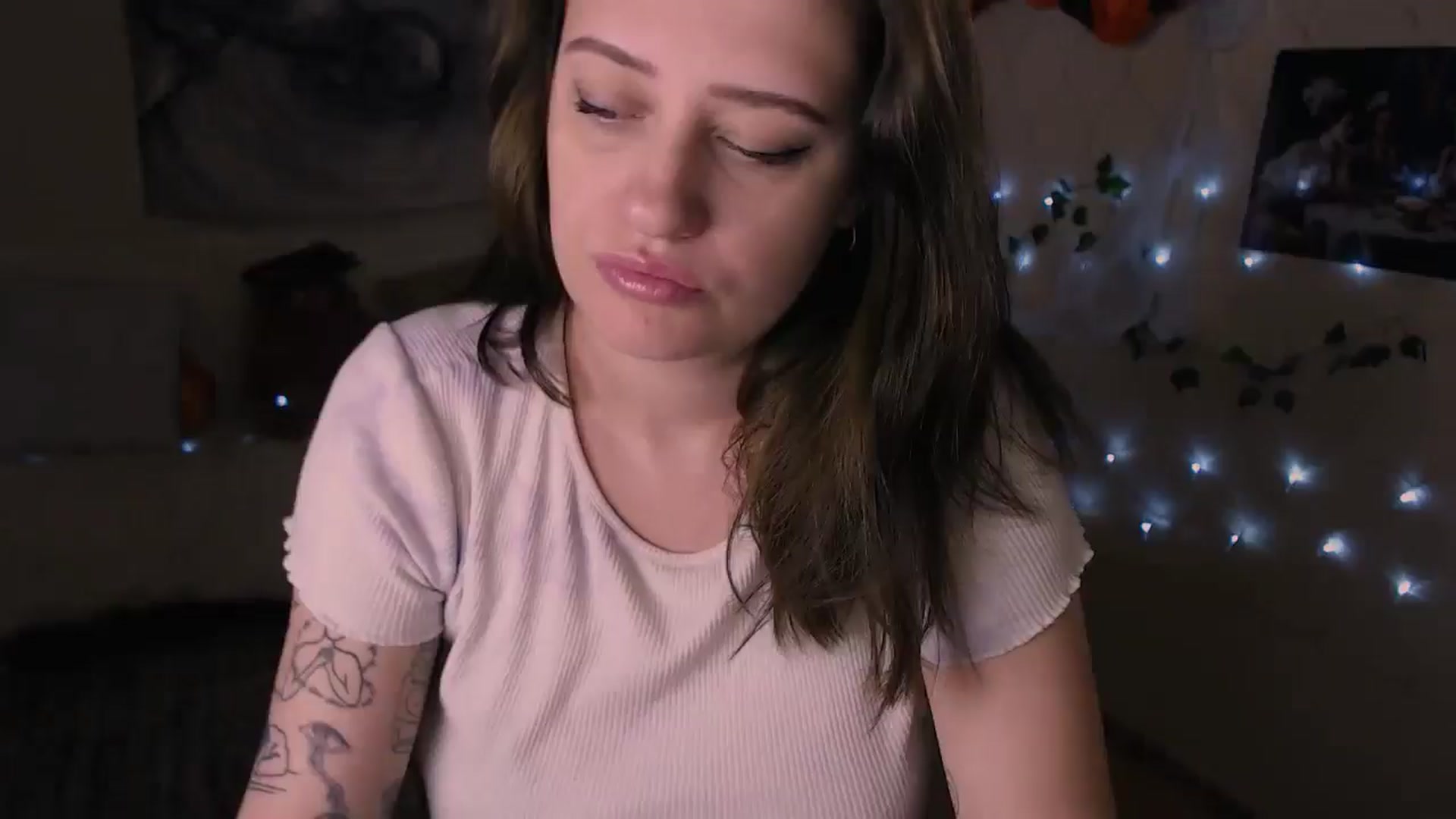 Gallery image thumbnail from MissSeul's myfreecams stream on, 10/26/2025, 14:35 image 6 of 20
