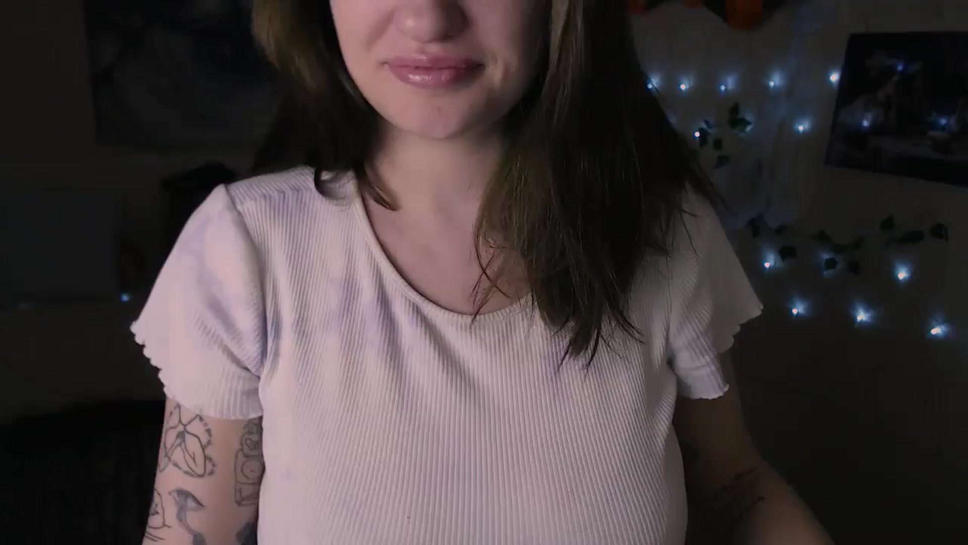 Gallery image thumbnail from MissSeul's myfreecams stream on, 10/26/2025, 14:35 image 7 of 20