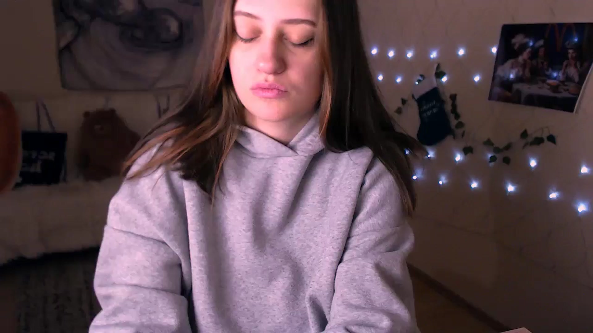 Gallery image thumbnail from MissSeul's myfreecams stream on, 12/24/2025, 16:20 image 14 of 20
