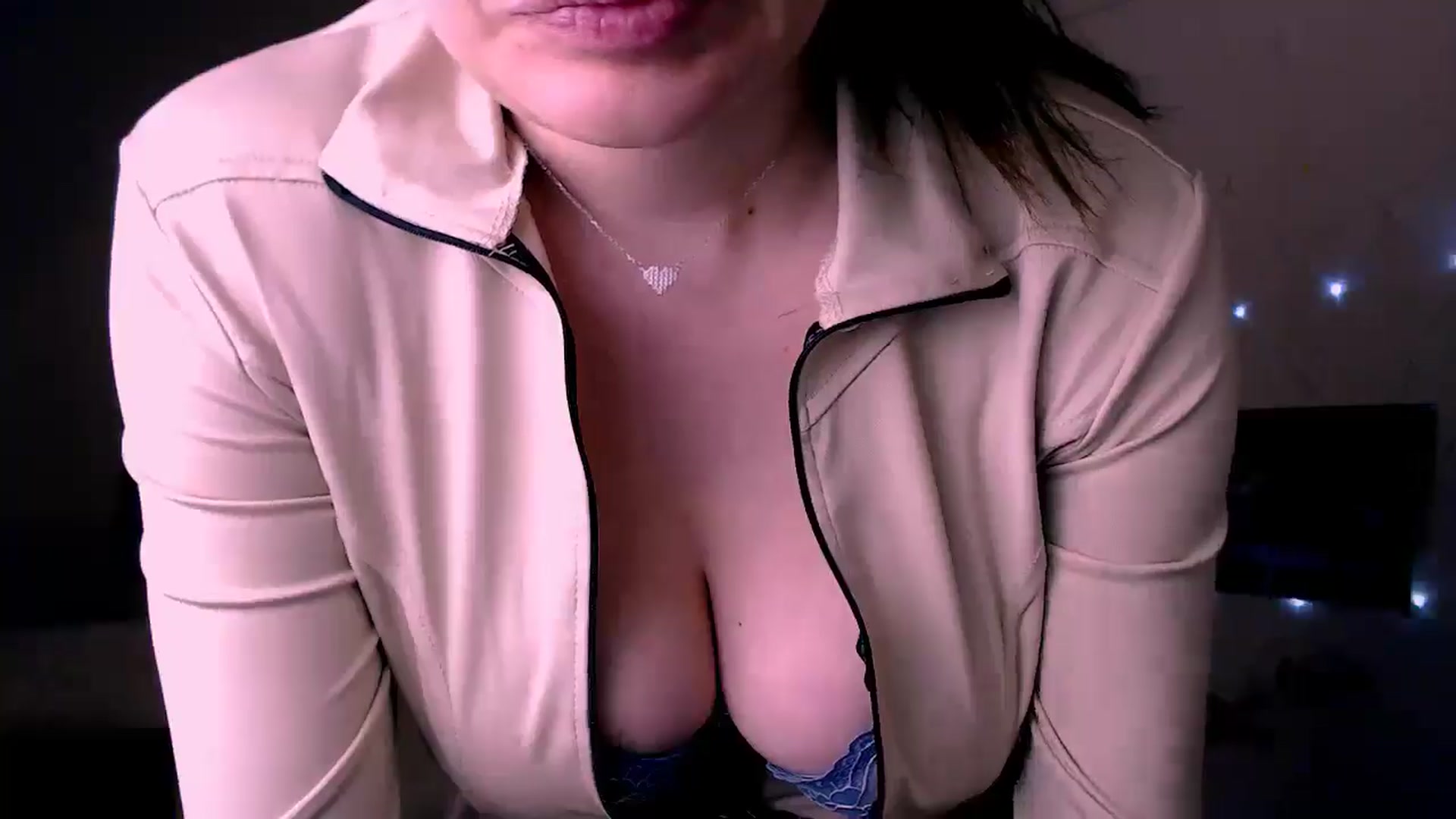 Gallery image thumbnail from MissSeul's myfreecams stream on, 04/06/2026, 12:06 image 18 of 20