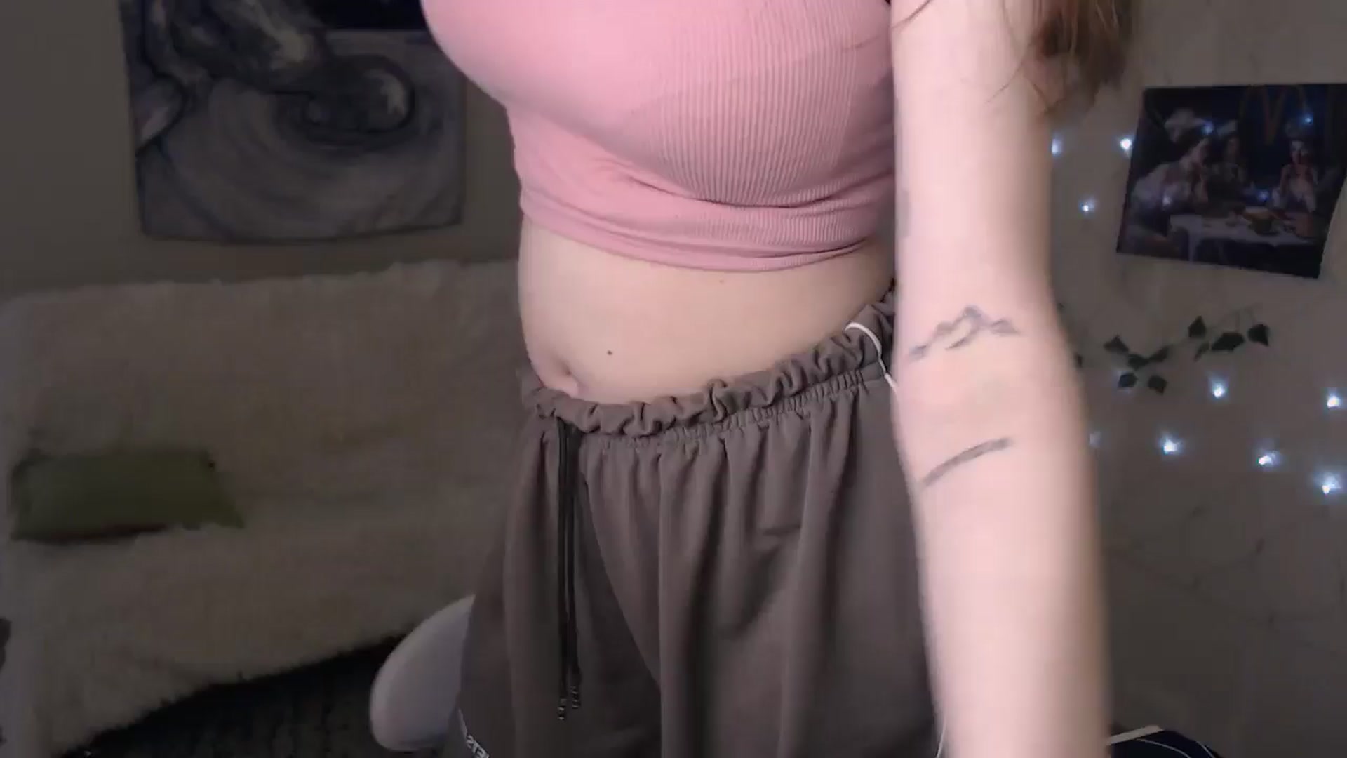 Gallery image thumbnail from MissSeul's myfreecams stream on, 04/16/2026, 15:20 image 1 of 20