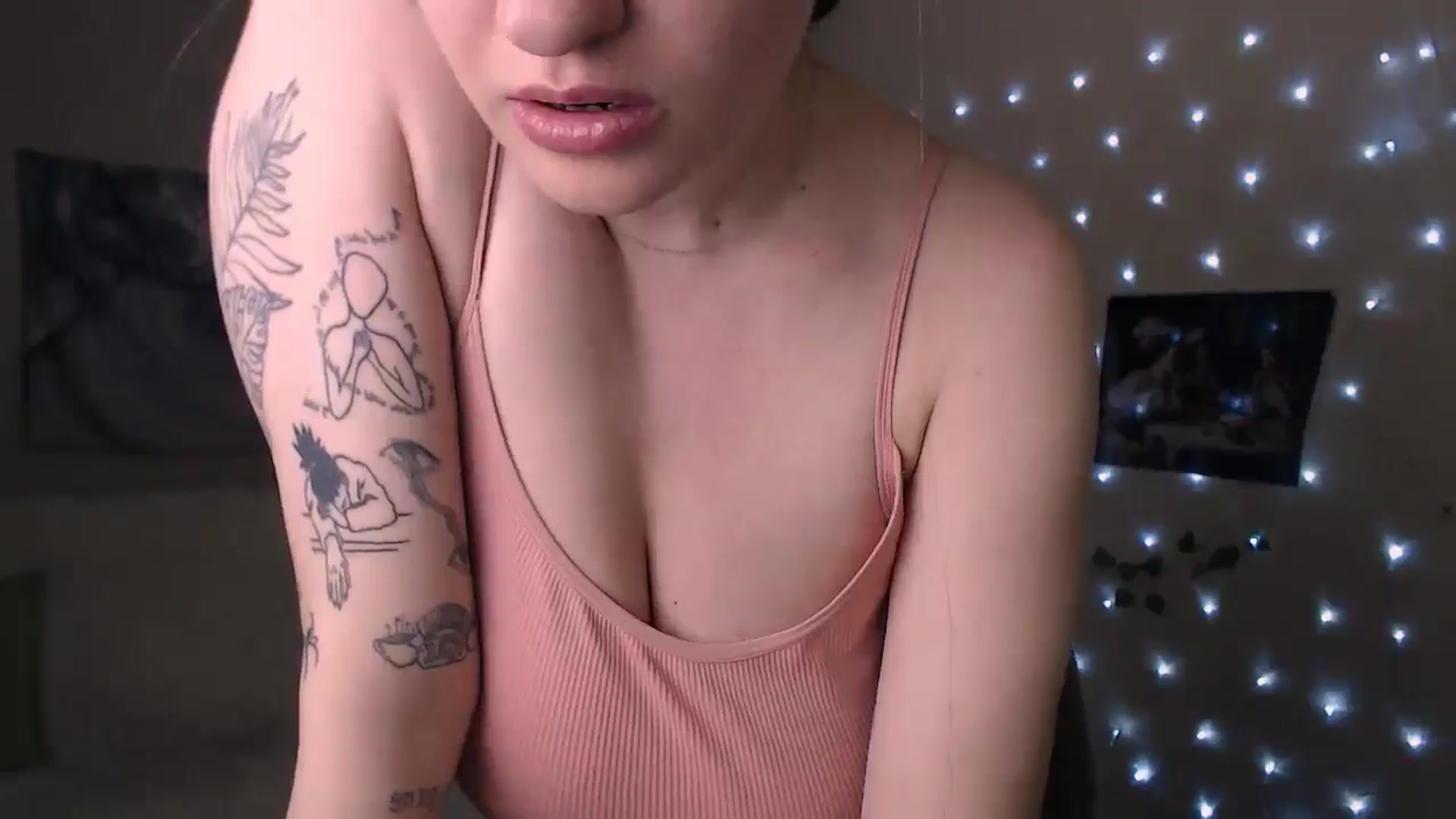Gallery image thumbnail from MissSeul's myfreecams stream on, 04/28/2026, 17:01 image 4 of 20