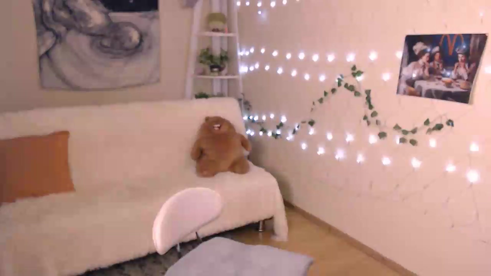 Gallery image thumbnail from MissSeul's myfreecams stream on, 05/19/2026, 14:32 image 13 of 20