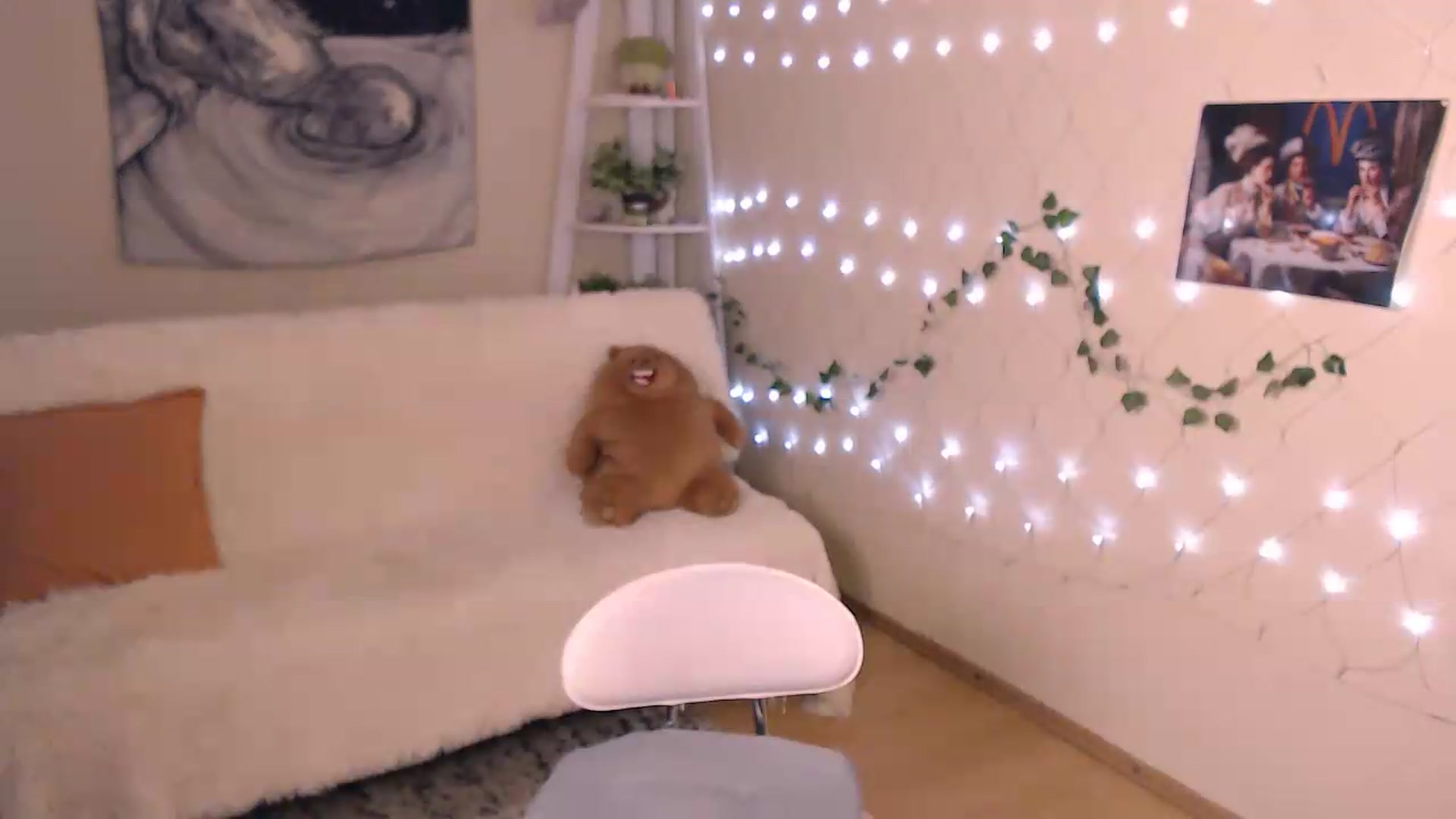 Gallery image thumbnail from MissSeul's myfreecams stream on, 05/19/2026, 14:32 image 20 of 20
