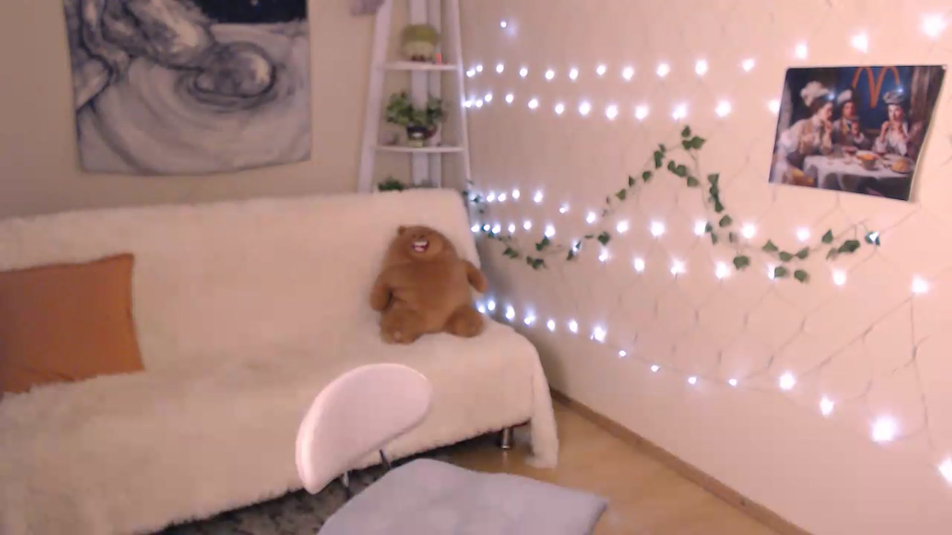 Gallery image thumbnail from MissSeul's myfreecams stream on, 05/19/2026, 14:32 image 14 of 20