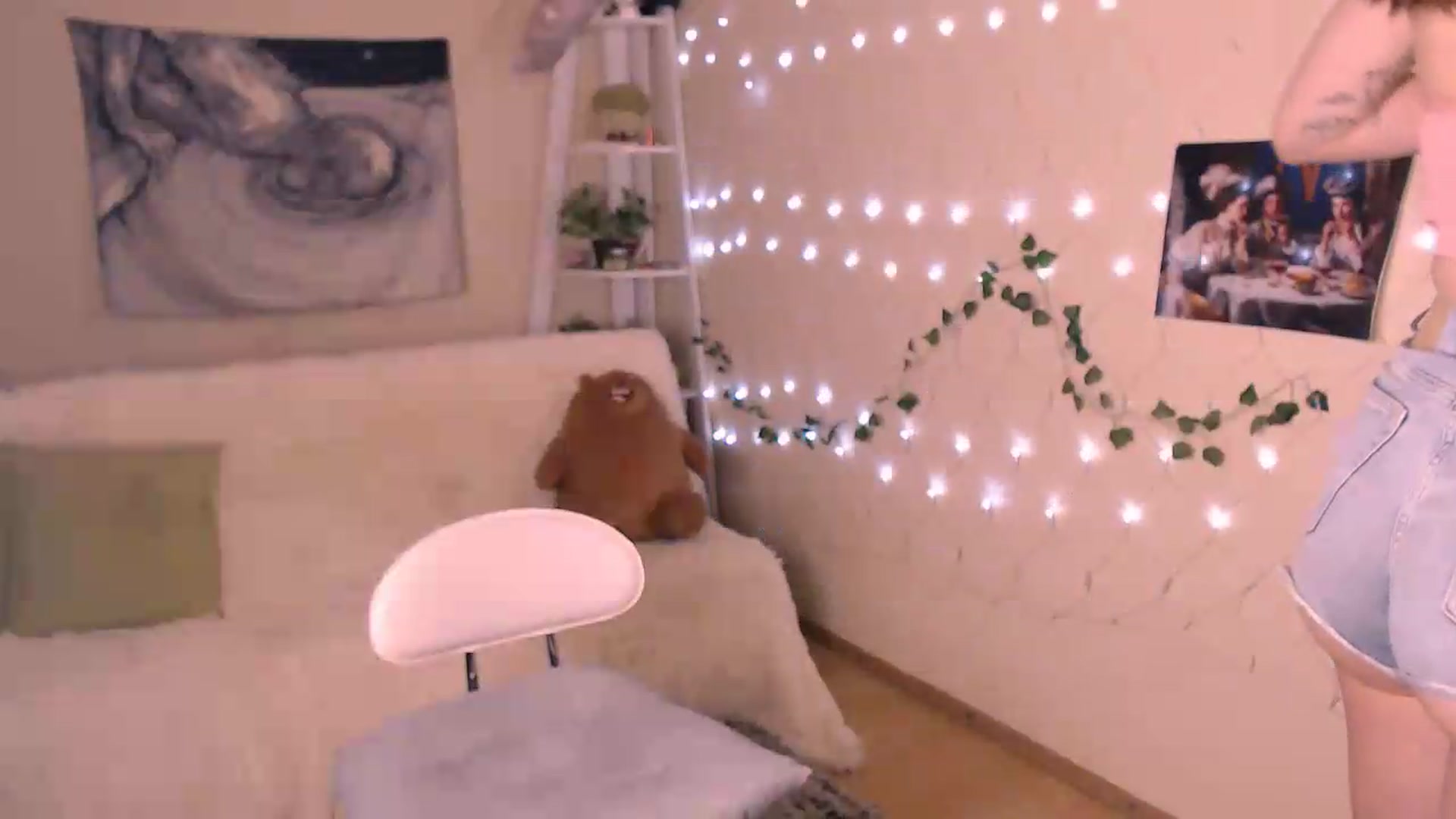 Gallery image thumbnail from MissSeul's myfreecams stream on, 08/24/2026, 16:44 image 7 of 20