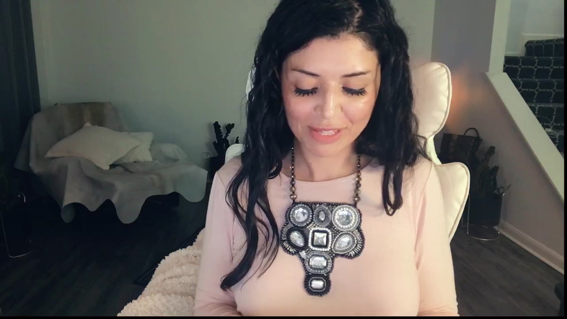 Gallery image thumbnail from MissSilverado's myfreecams stream on, 06/28/2025, 13:17 image 14 of 20
