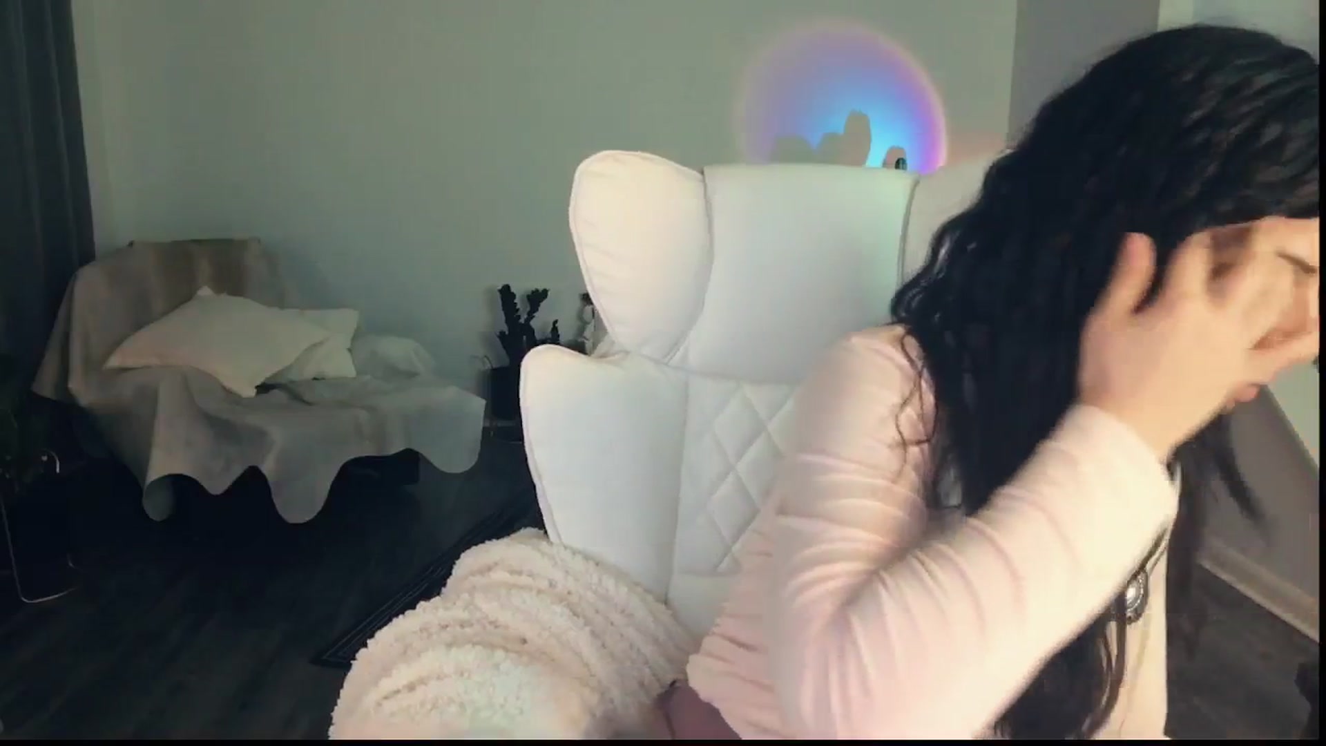Gallery image thumbnail from MissSilverado's myfreecams stream on, 06/28/2025, 13:17 image 18 of 20