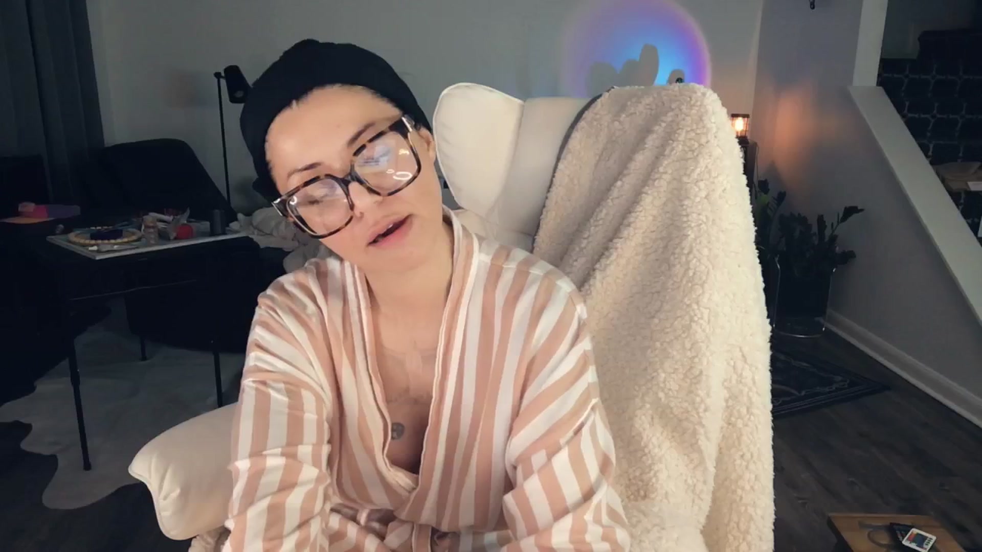 Gallery image thumbnail from MissSilverado's myfreecams stream on, 07/06/2025, 10:16 image 6 of 20