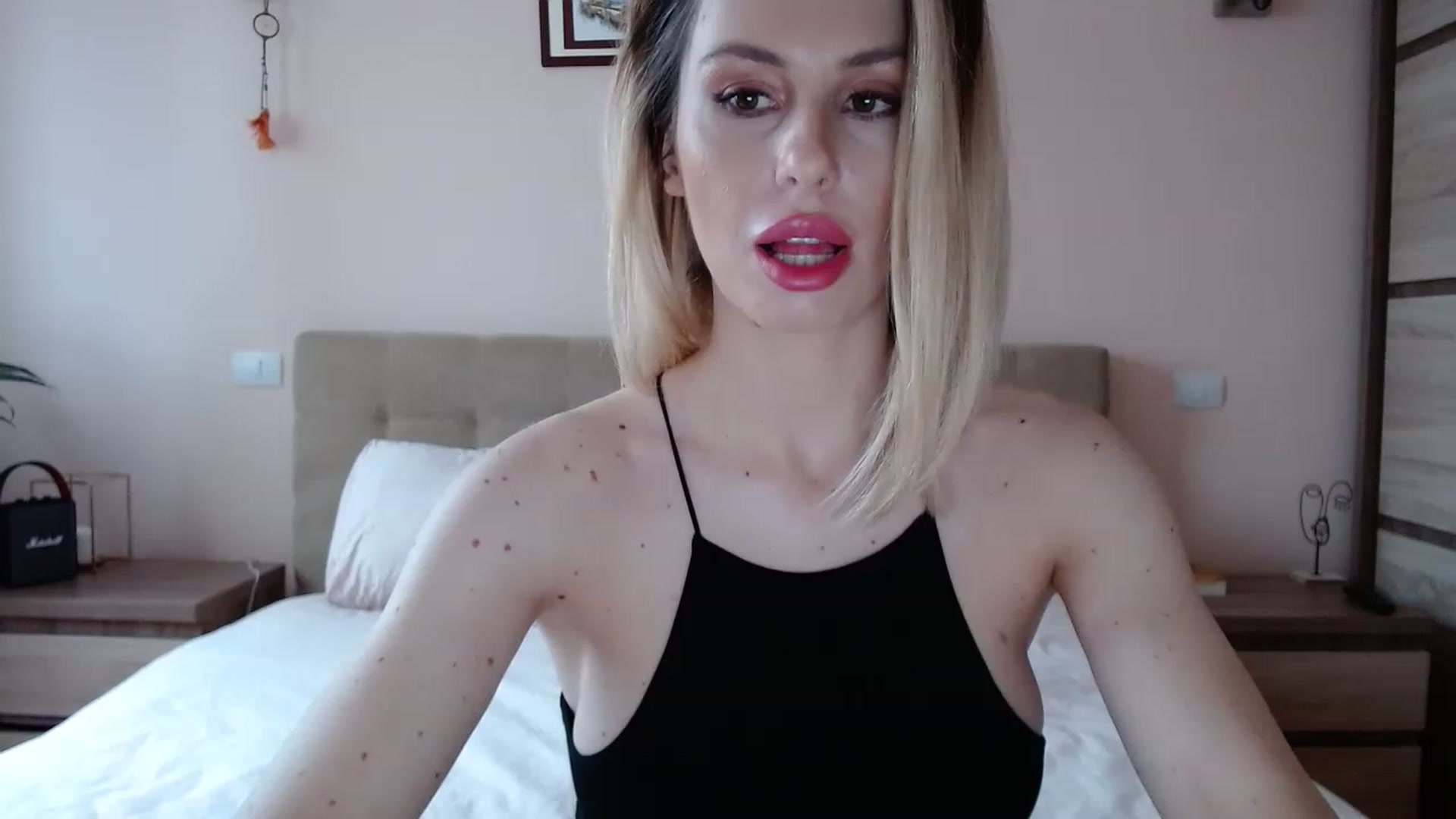 Gallery image thumbnail from MissSpicy's myfreecams stream on, 12/05/2022, 10:39 image 4 of 20