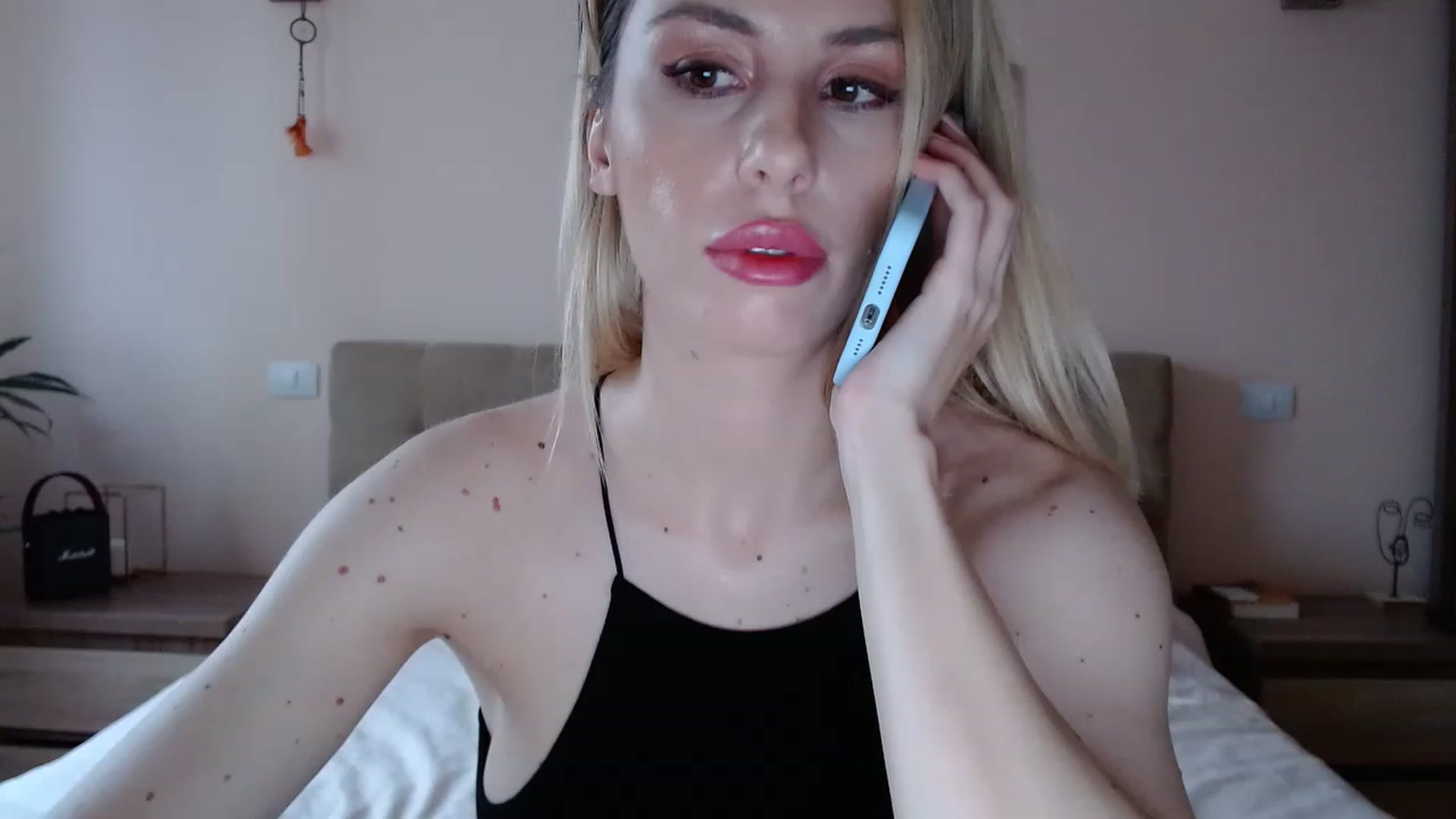 Gallery image thumbnail from MissSpicy's myfreecams stream on, 12/05/2022, 13:34 image 5 of 20