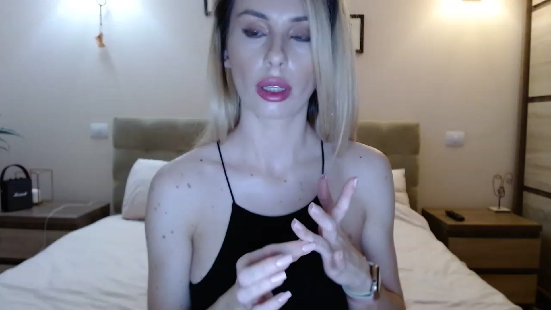 Gallery image thumbnail from MissSpicy's myfreecams stream on, 12/05/2022, 17:06 image 15 of 20