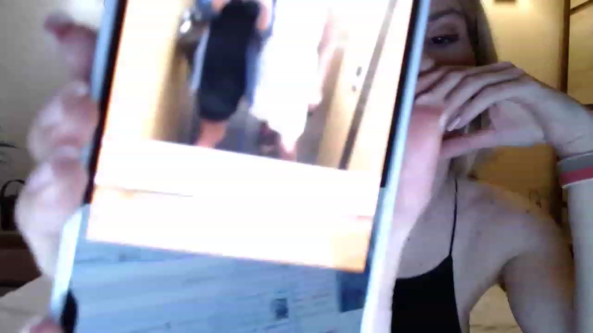 Gallery image thumbnail from MissSpicy's myfreecams stream on, 12/05/2022, 17:06 image 19 of 20