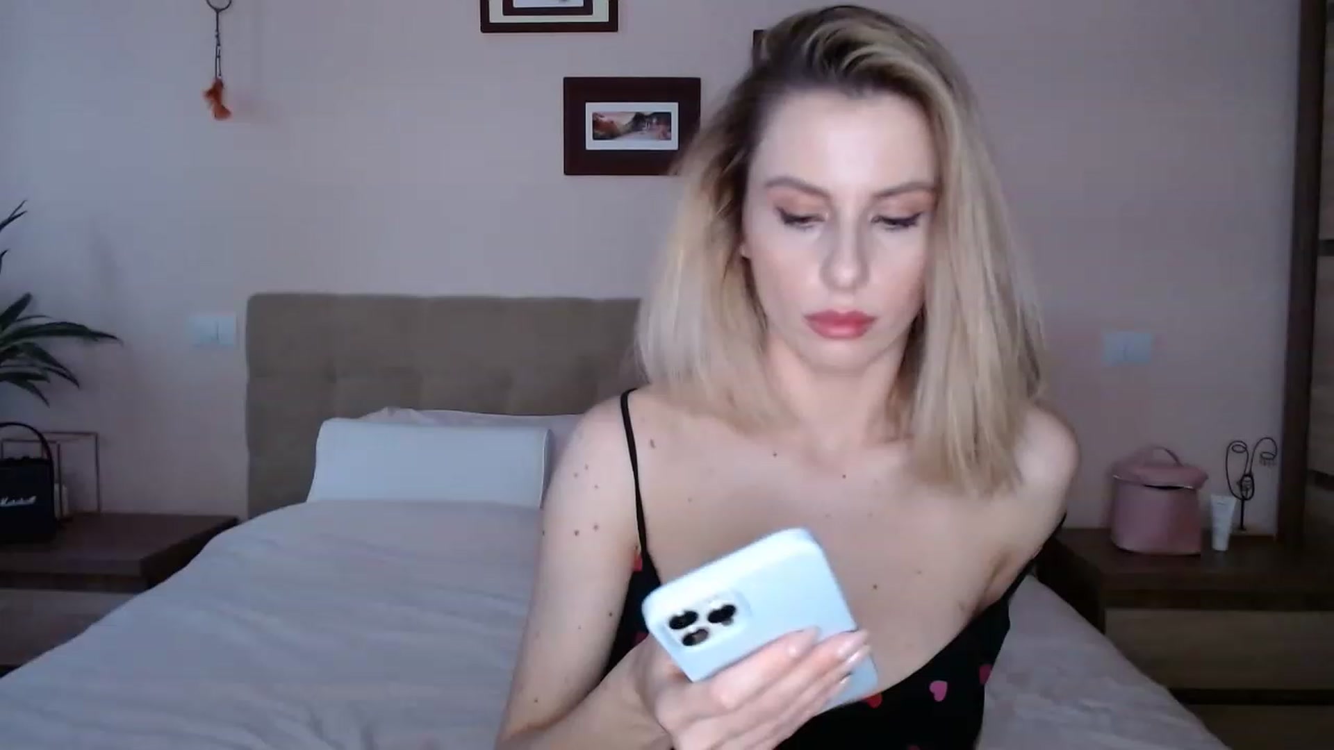 Gallery image thumbnail from MissSpicy's myfreecams stream on, 01/31/2023, 15:17 image 18 of 20