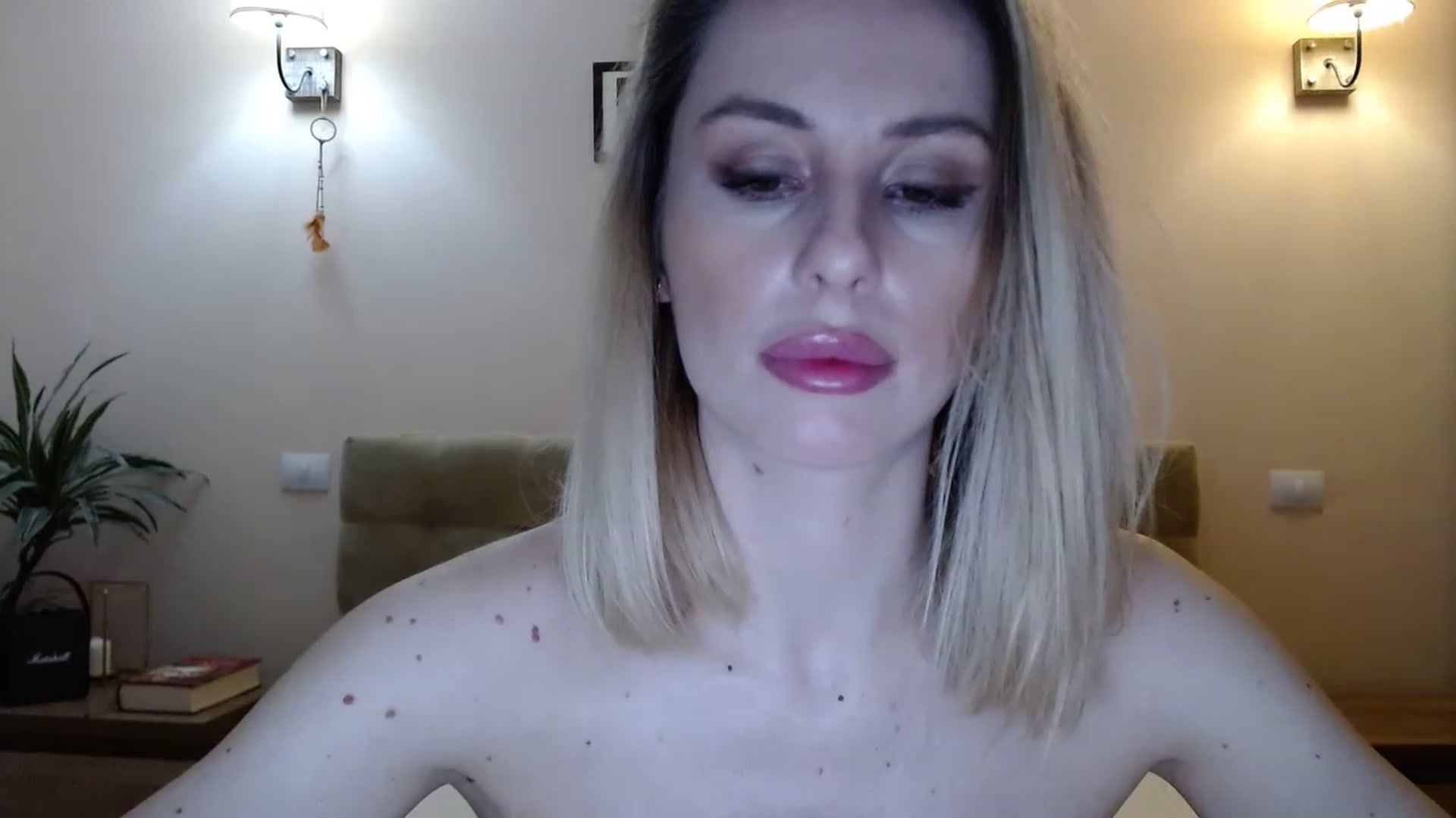 Gallery image thumbnail from MissSpicy's myfreecams stream on, 03/17/2023, 18:16 image 15 of 20