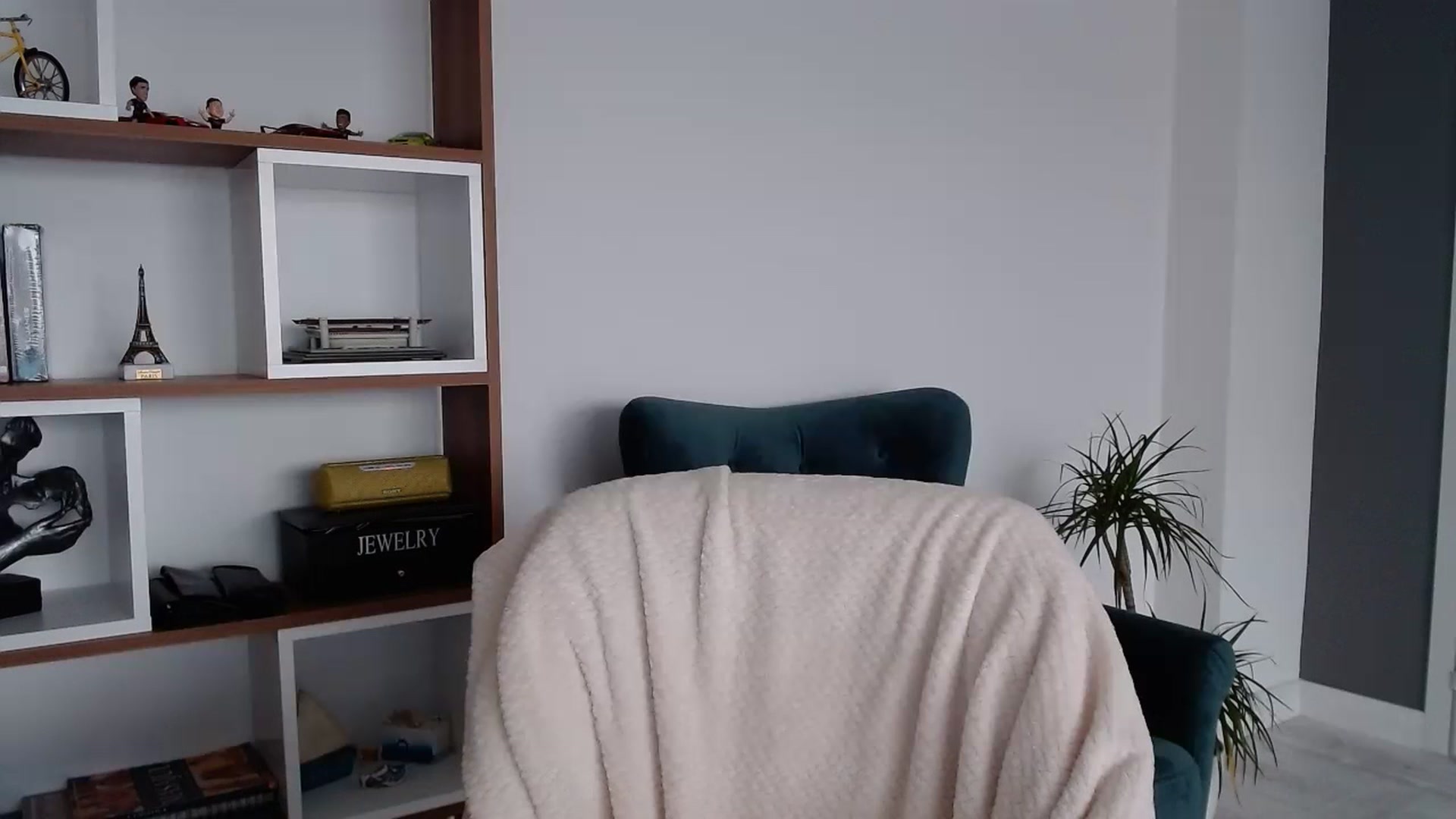 Gallery image thumbnail from MissSpicy's myfreecams stream on, 07/08/2023, 14:32 image 17 of 20