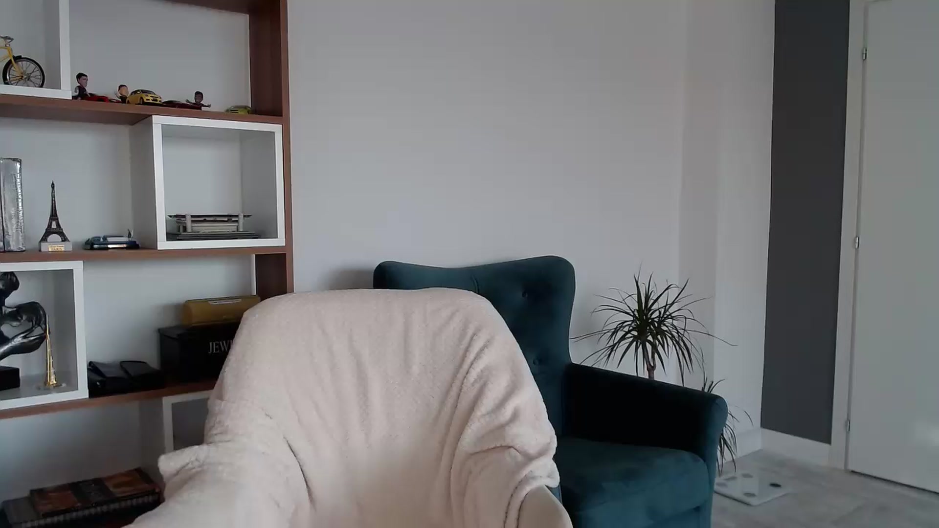 Gallery image thumbnail from MissSpicy's myfreecams stream on, 07/12/2023, 16:53 image 10 of 20