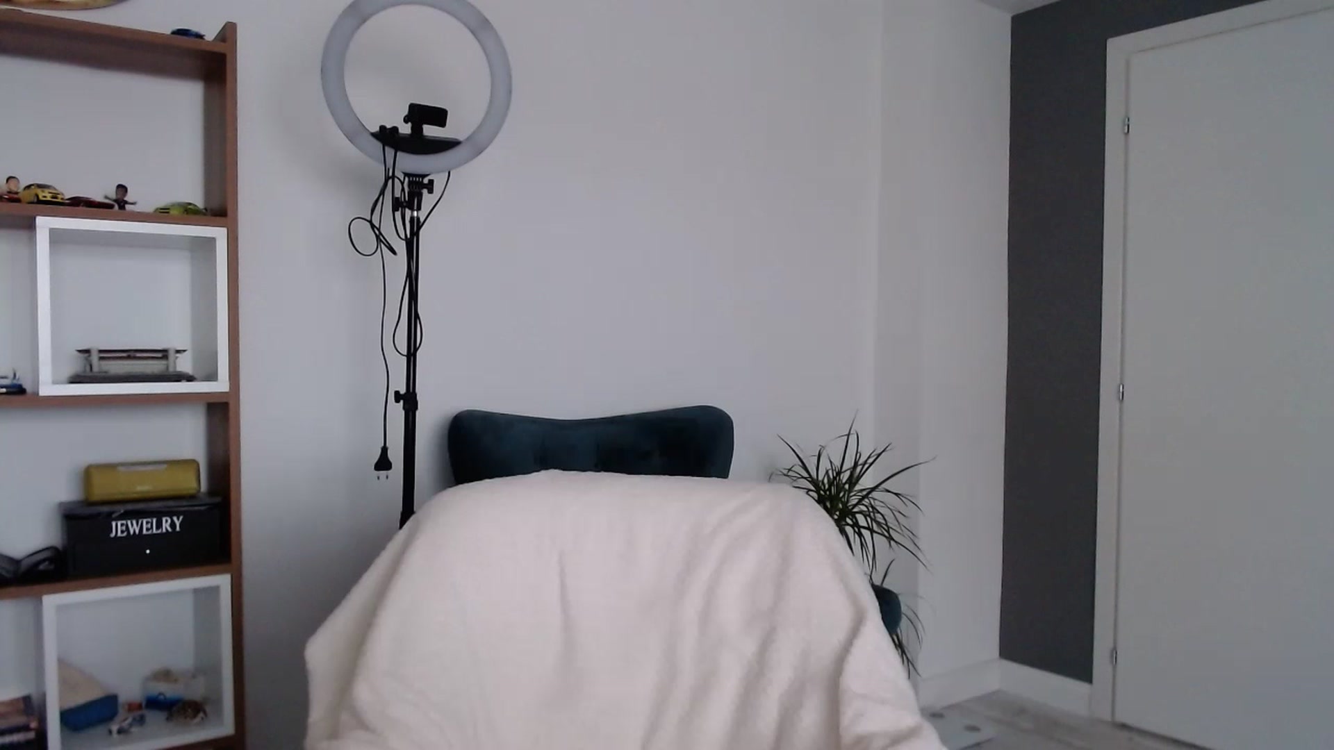 Gallery image thumbnail from MissSpicy's myfreecams stream on, 07/21/2023, 10:18 image 11 of 20