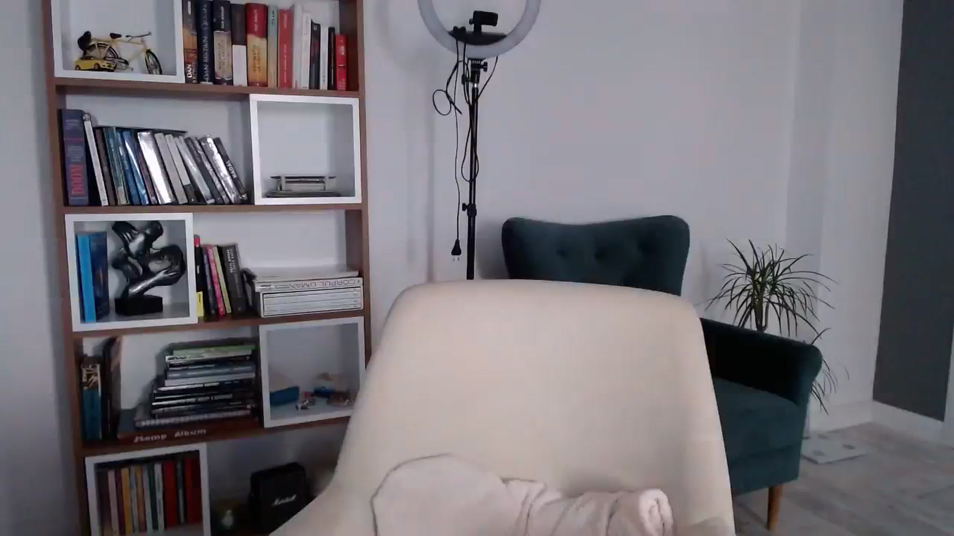 Gallery image thumbnail from MissSpicy's myfreecams stream on, 08/16/2023, 10:50 image 15 of 20