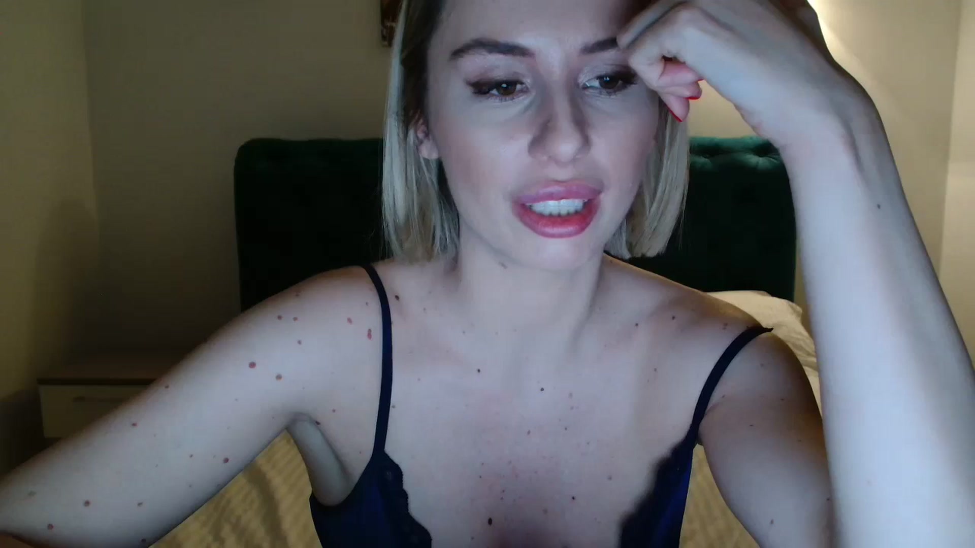 Gallery image thumbnail from MissSpicy's myfreecams stream on, 12/21/2023, 17:47 image 19 of 20