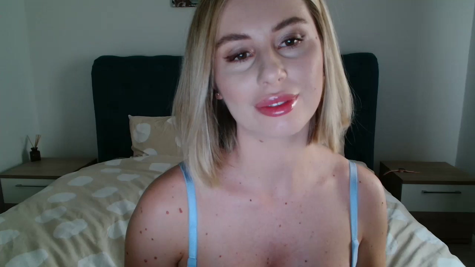 Gallery image thumbnail from MissSpicy's myfreecams stream on, 08/20/2024, 13:27 image 11 of 20