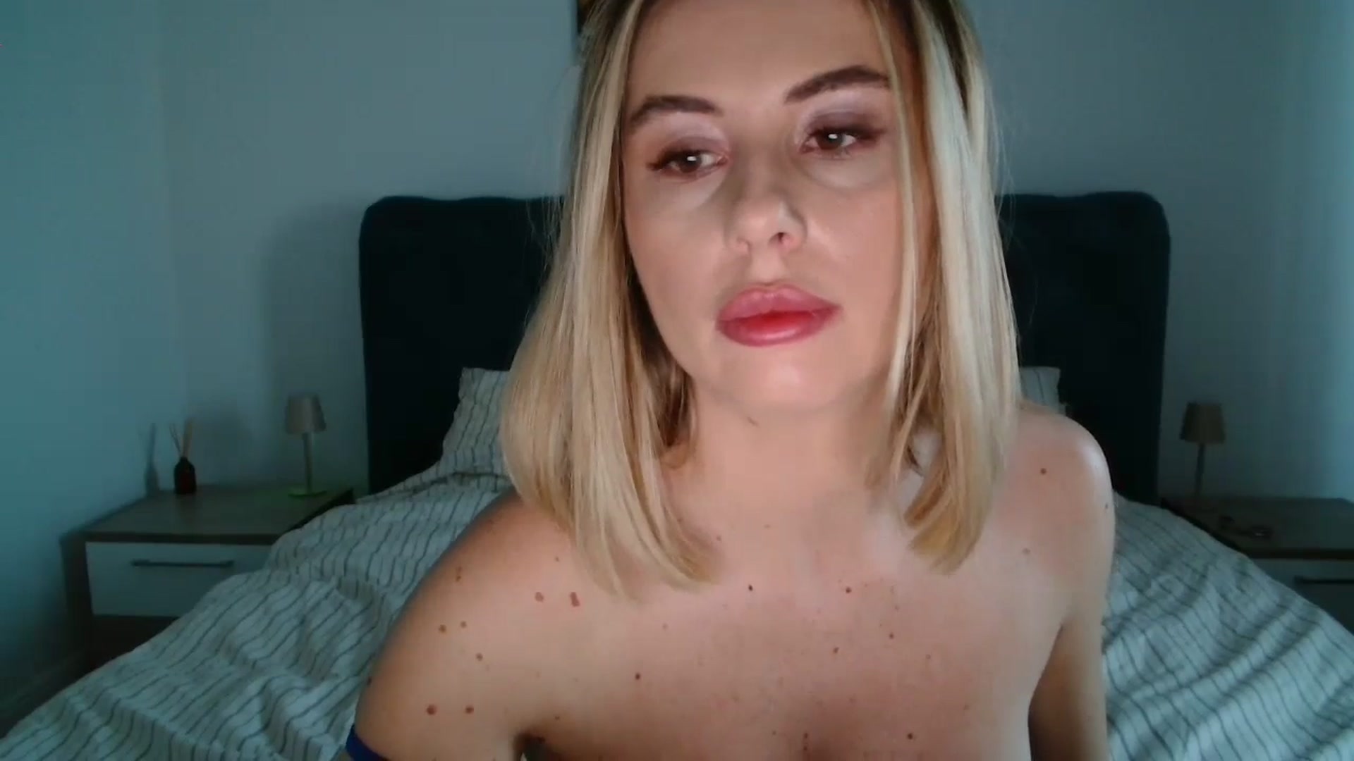 Gallery image thumbnail from MissSpicy's myfreecams stream on, 11/13/2024, 13:02 image 10 of 20