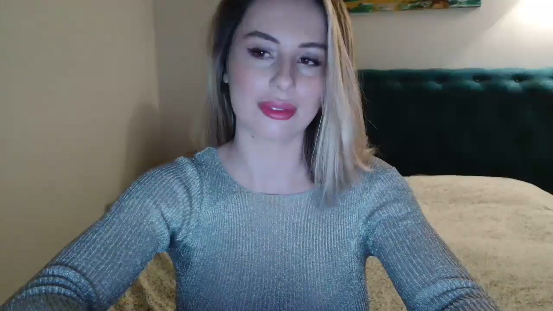 Gallery image thumbnail from MissSpicy's myfreecams stream on, 12/01/2024, 15:21 image 6 of 20