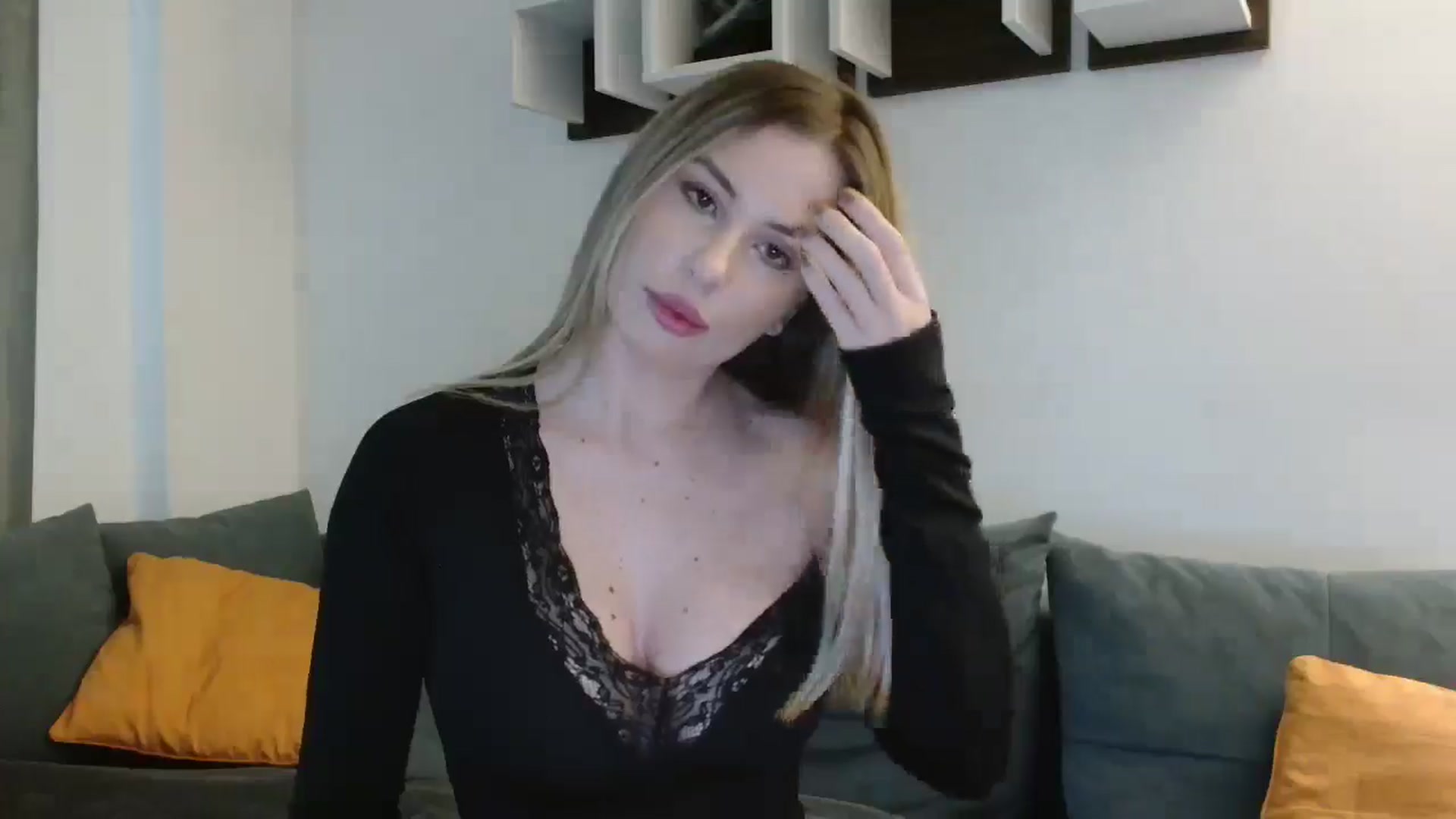 Gallery image thumbnail from MissSpicy's myfreecams stream on, 10/07/2025, 13:37 image 14 of 20